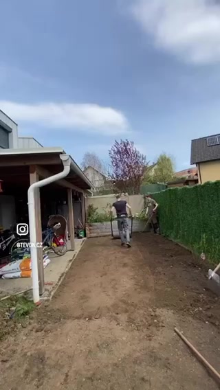 TEVON - Návrhy, realizace a údržba zahrad foto 2 (náhled videa)