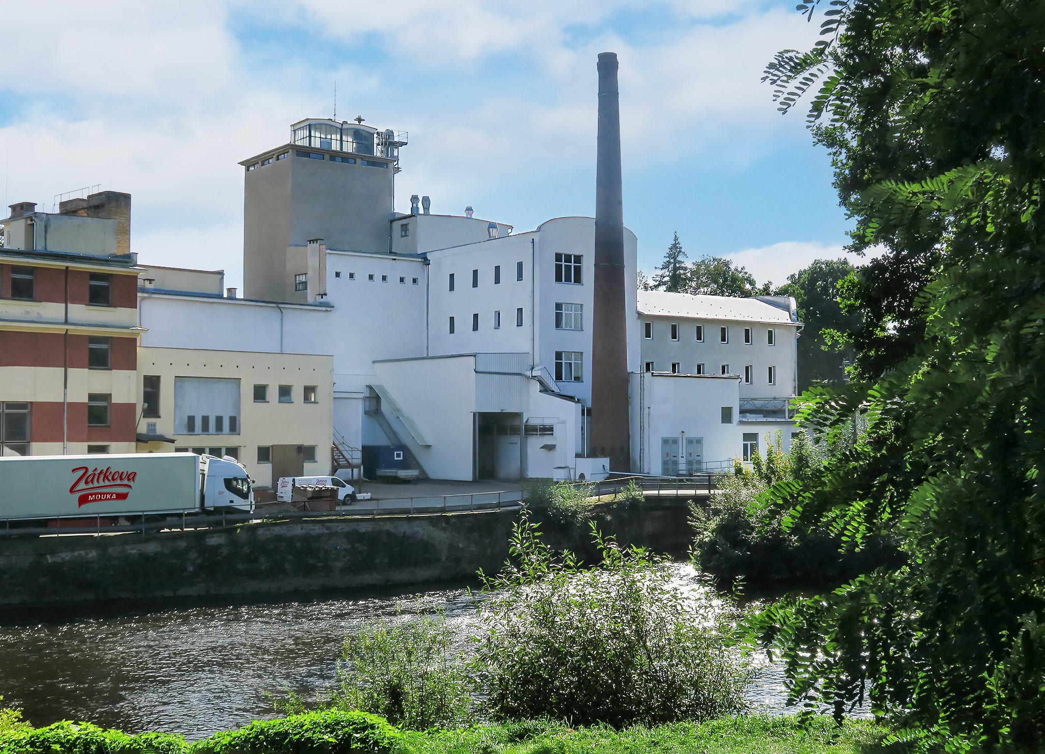 Bratři Zátkové SE - výrobní závod foto 4
