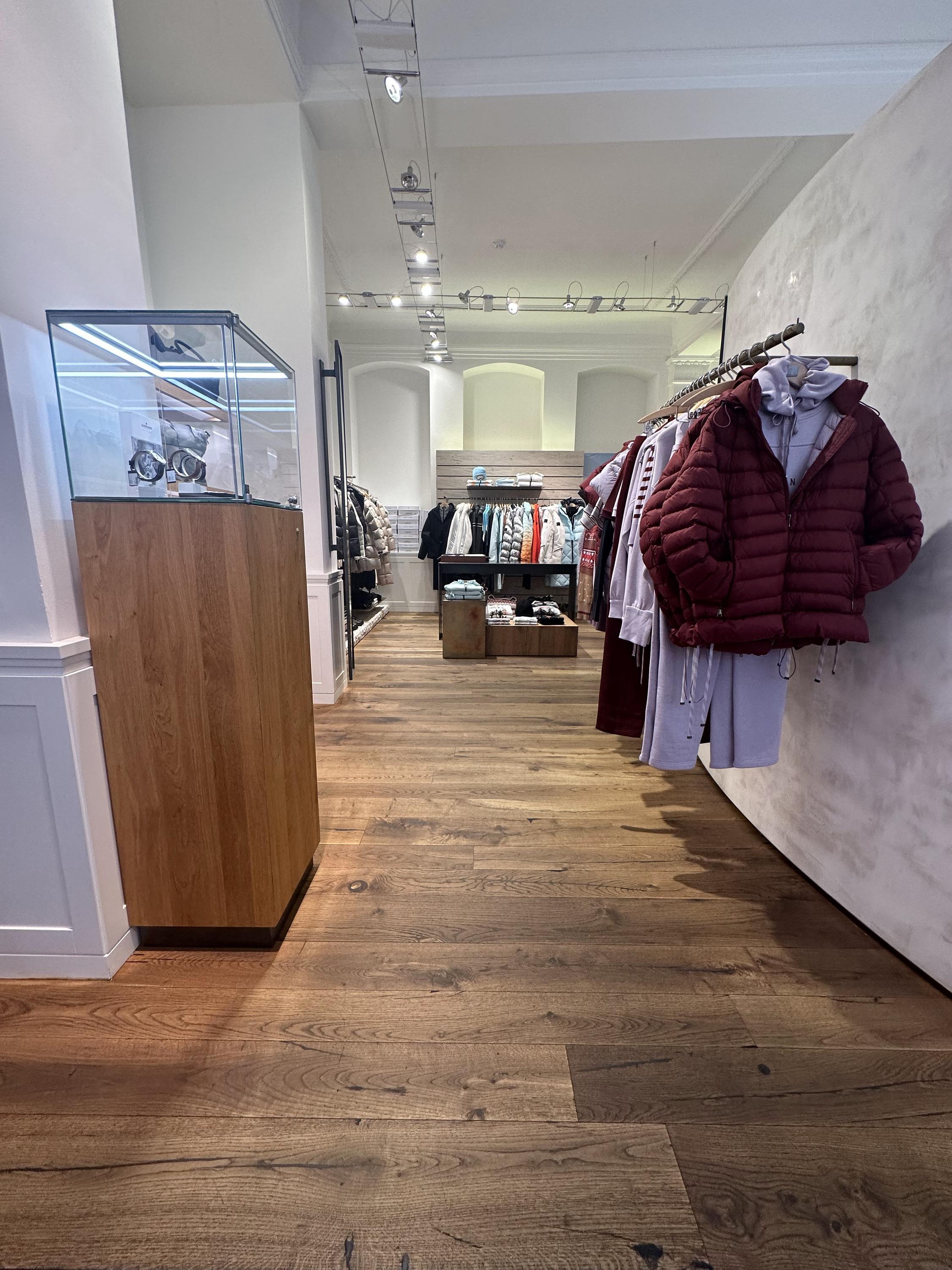 BOGNER SHOP foto 3
