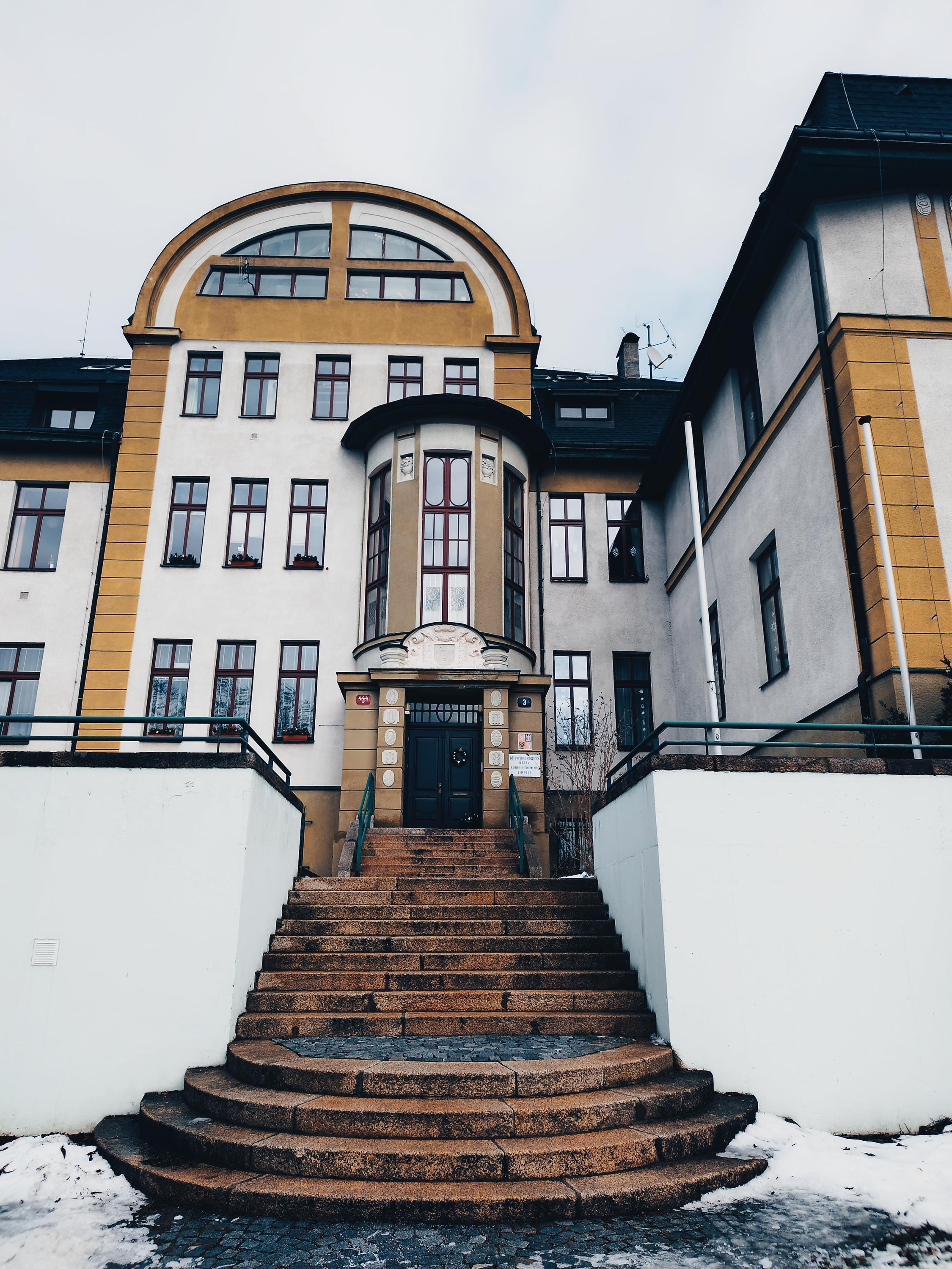 ZŠ Liberec, U Opatrovny foto 2