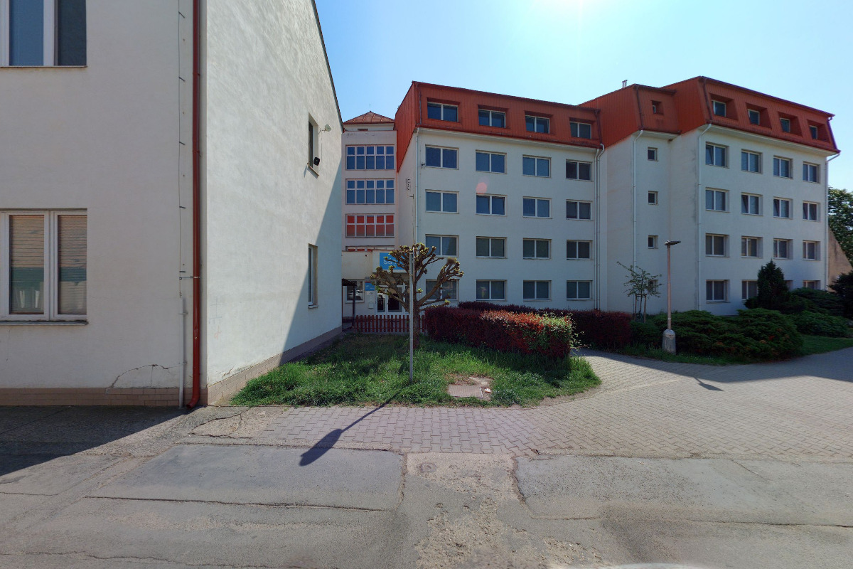 Střední škola oděvního a grafického designu Lysá nad Labem - domov mládeže foto 2