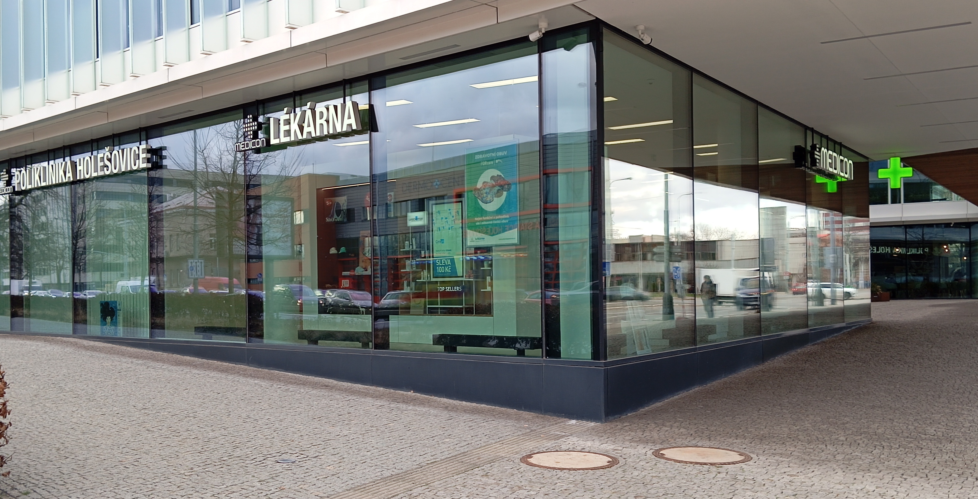 Lékárna Pharmacentrum Holešovice foto 6