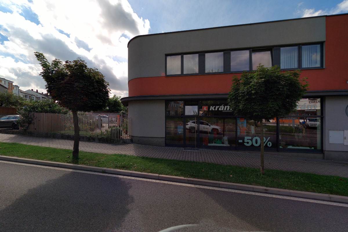 Krám JEANSWEAR foto 2