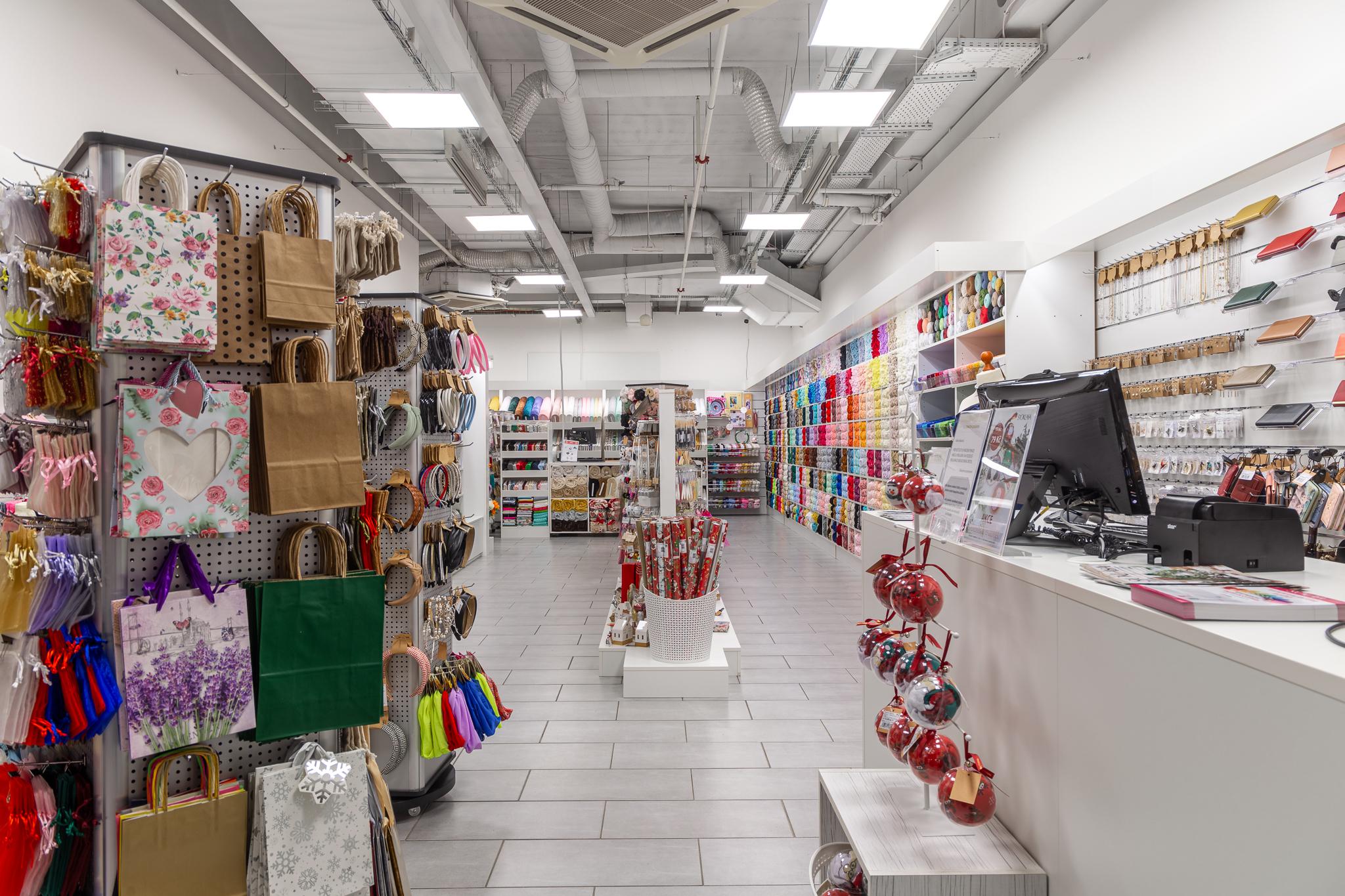 STOKLASA galanterie a látky foto 4