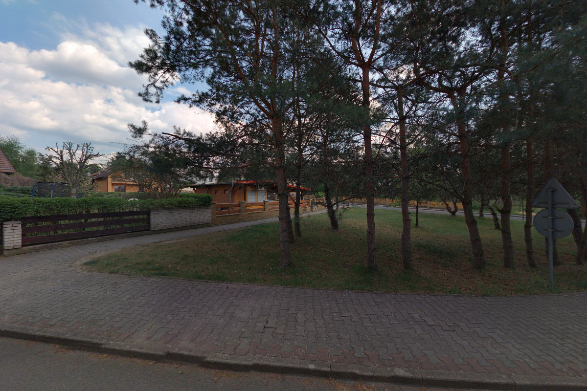 Občerstvení U pamětní lípy