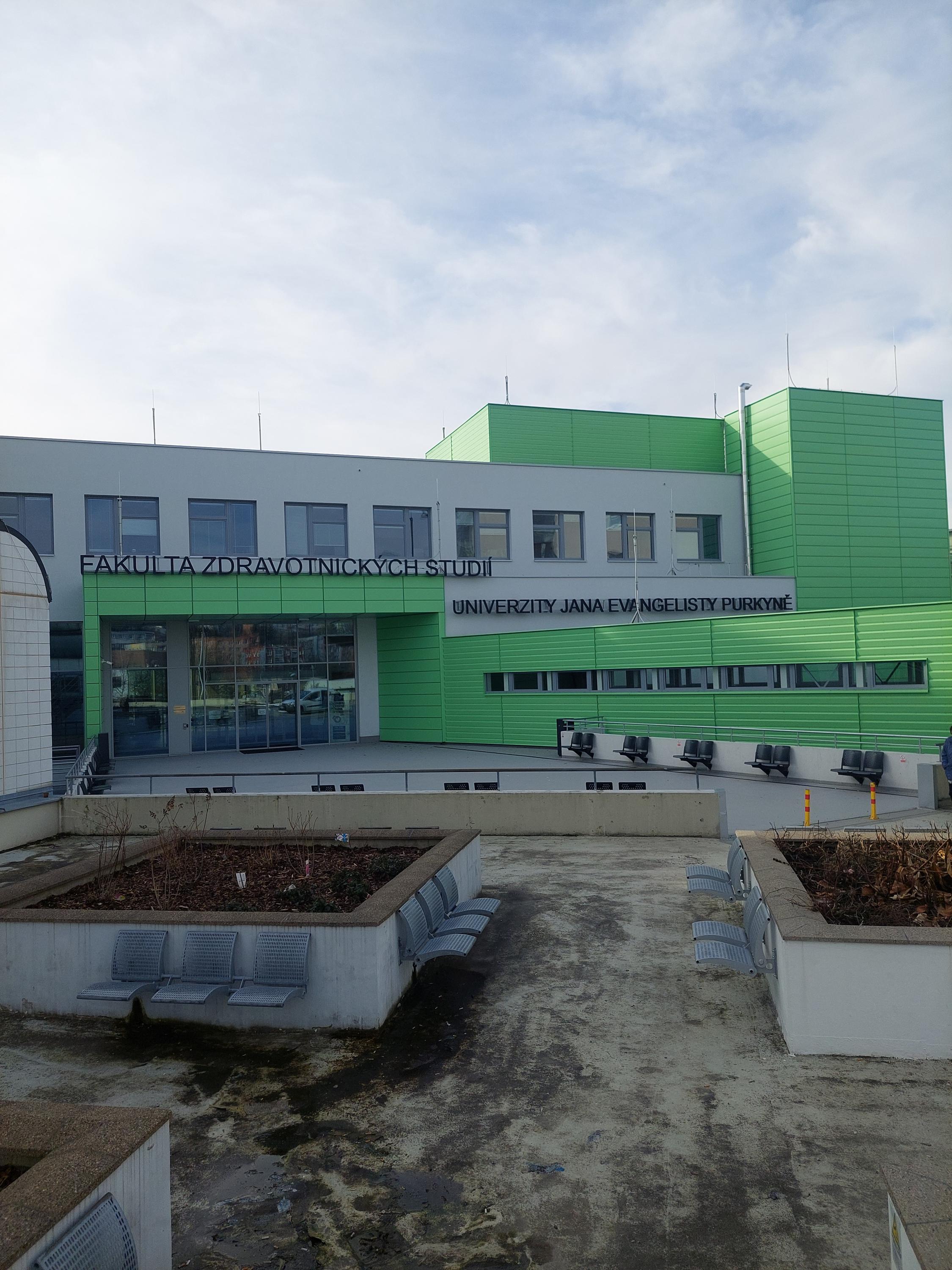 Univerzita Jana Evangelisty Purkyně - Fakulta zdravotnických studií foto 3