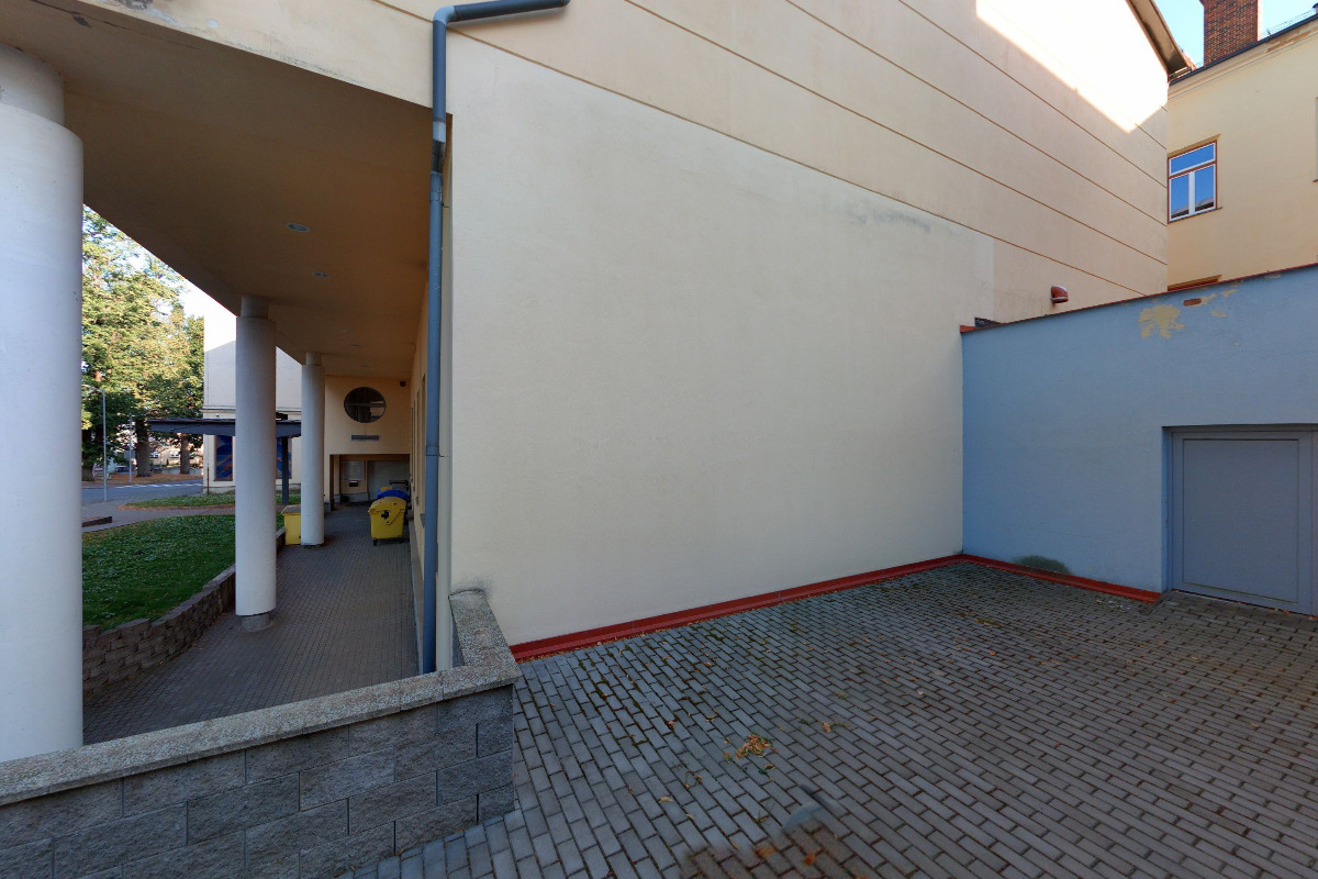 Gymnázium Vincence Makovského Nové Město na Moravě