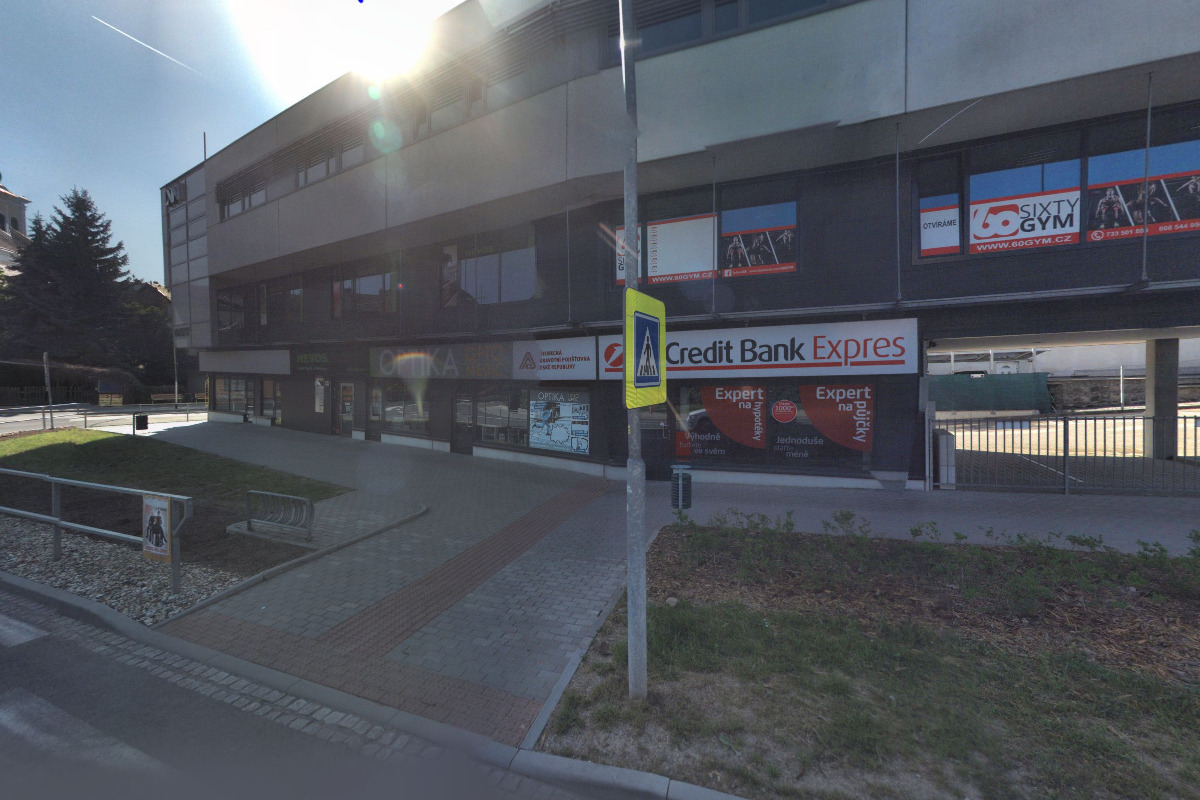 Bankomat UniCredit Bank Czech Republic foto 2