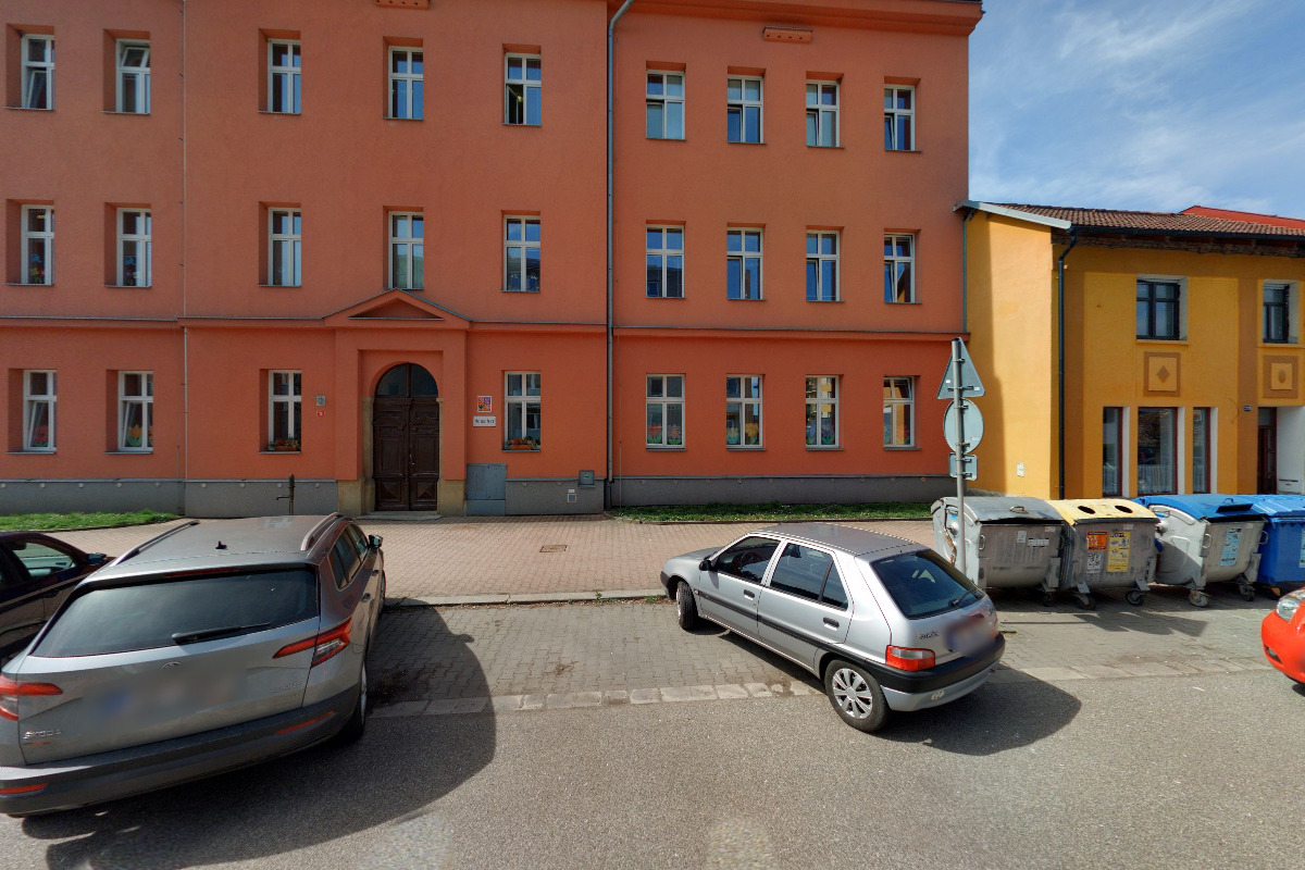 ZŠ Jičín, Poděbradova foto 3