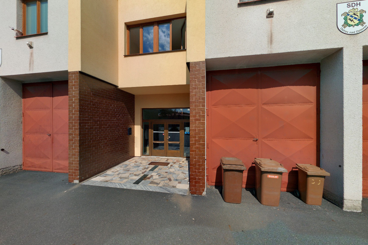 Městys Ostrov nad Oslavou - obecní úřad foto 4