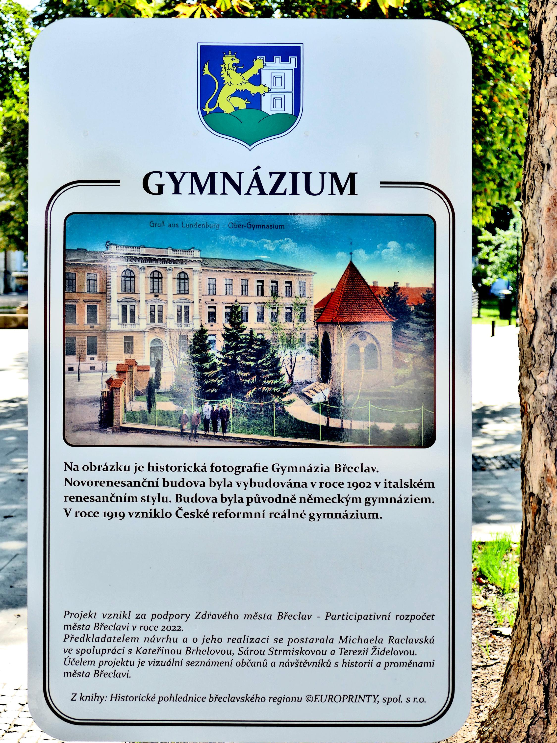 Gymnázium a Jazyková škola s právem státní jazykové zkoušky Břeclav foto 5