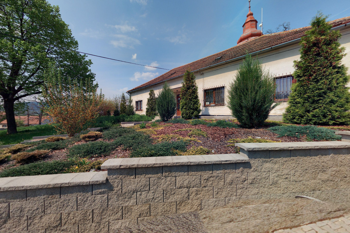 Obecní knihovna Kostomlaty pod Řípem