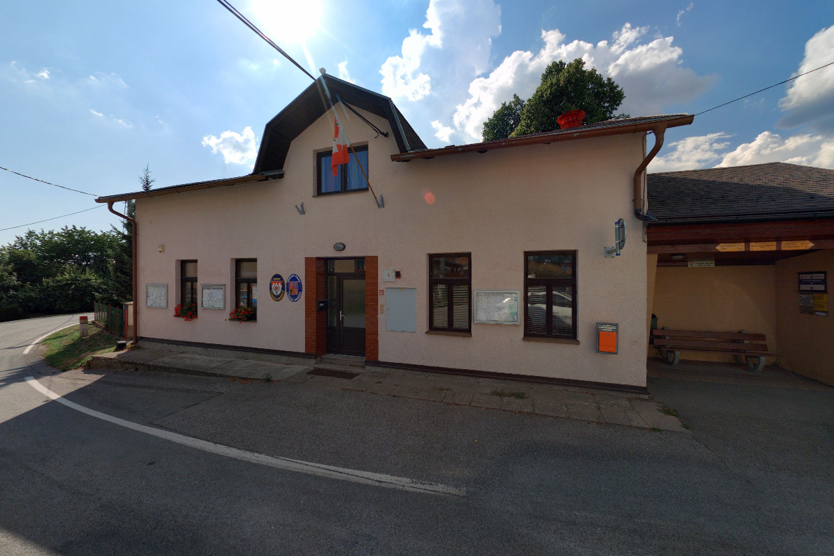 Vysoká Srbská - obecní úřad foto 6
