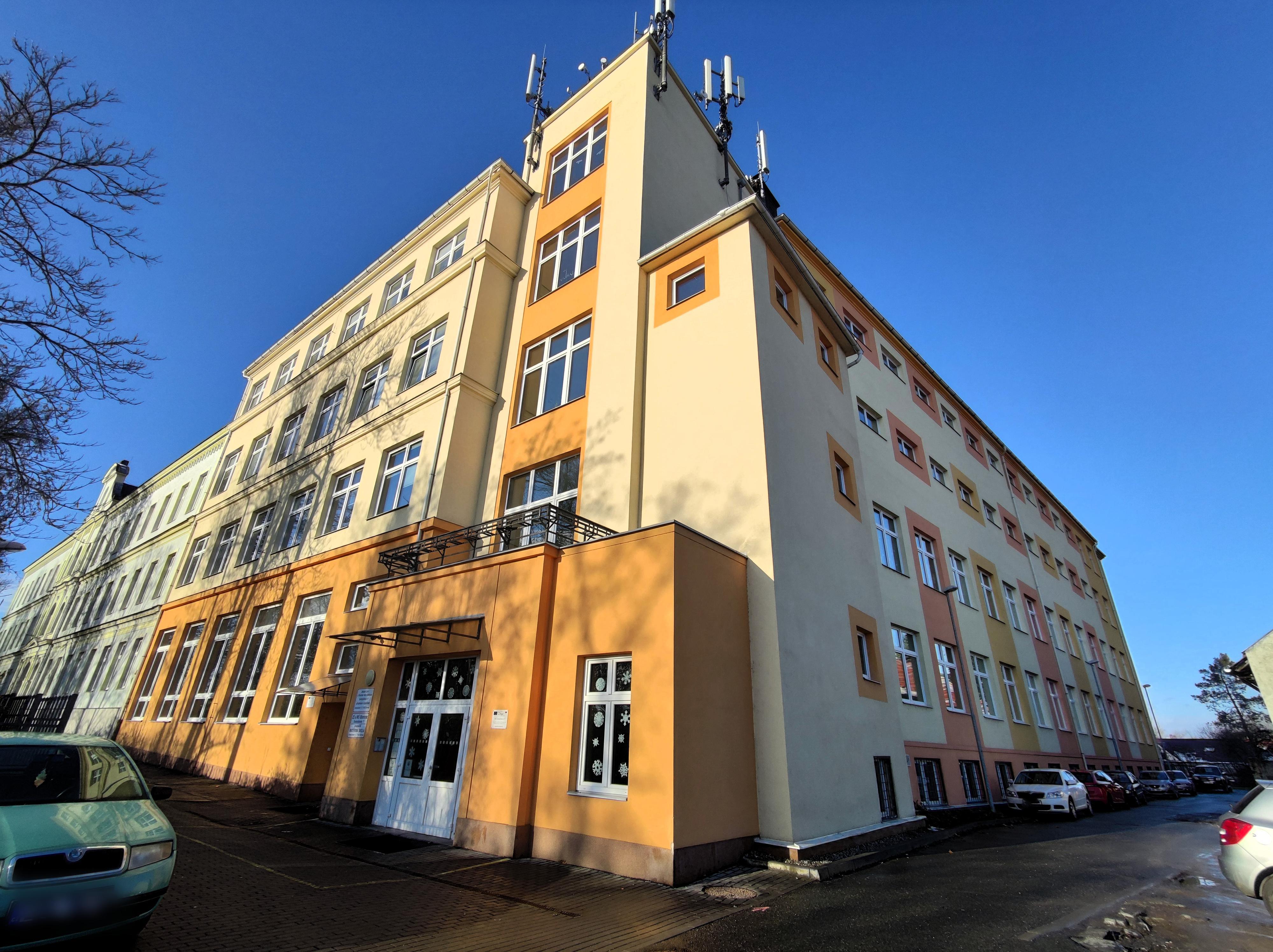 Základní škola a Mateřská škola Olomouc, Svatoplukova 11 foto 3