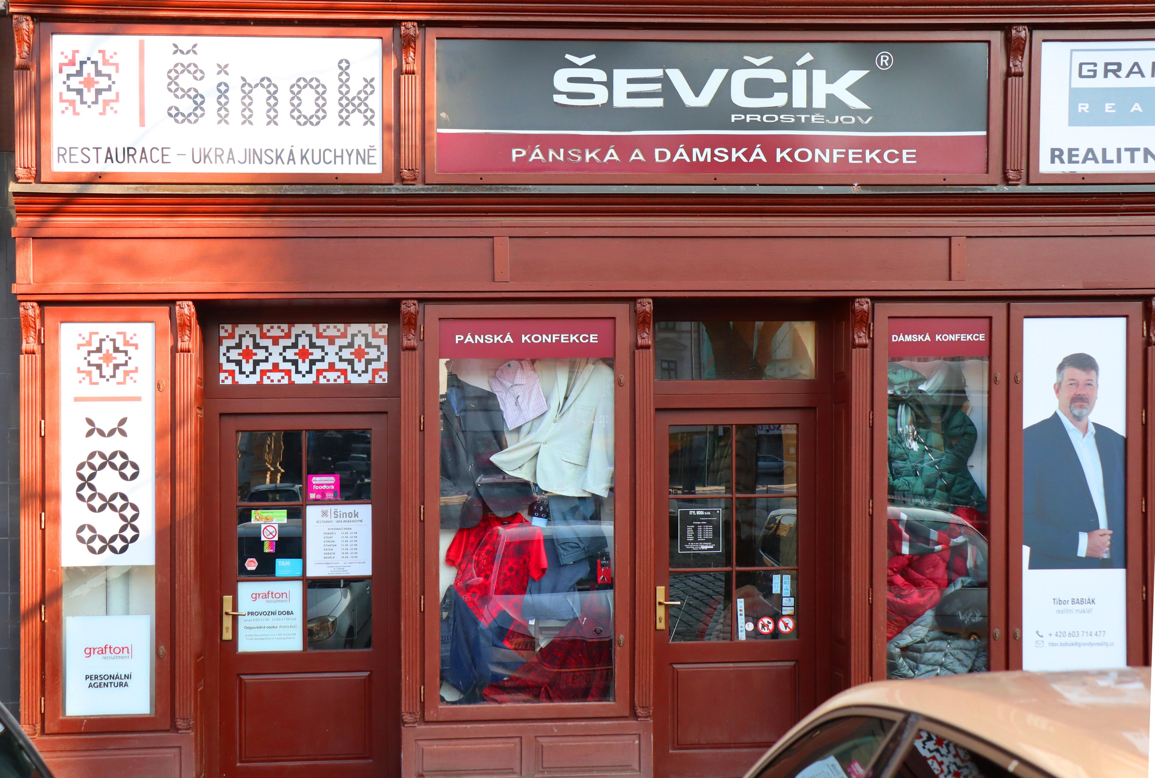 ŠEVČÍK - pánská konfekce Prostějov foto 2