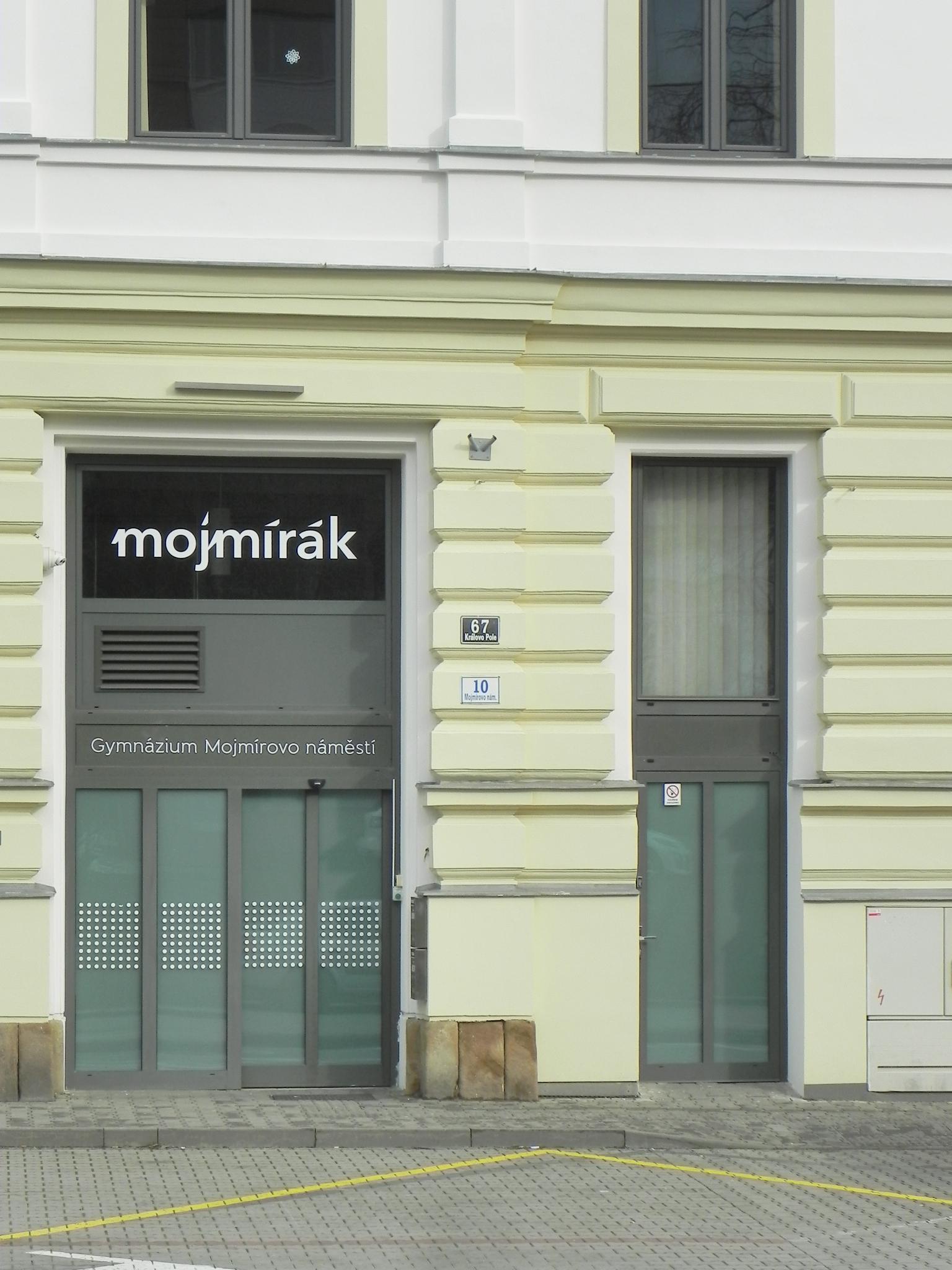 Gymnázium Mojmírovo náměstí foto 3