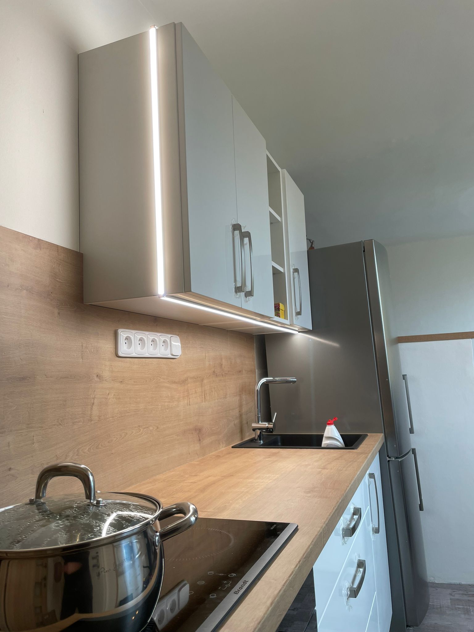 SES-KH Filip Vašíček Elektrikář foto 3