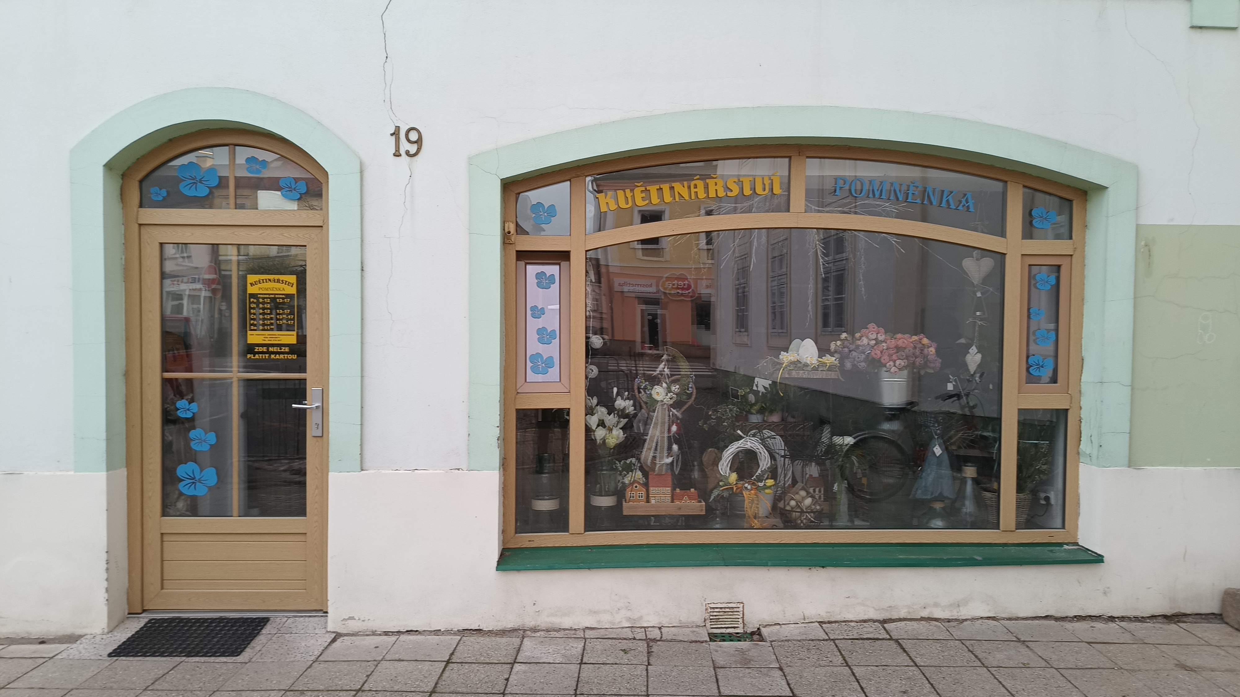 Květinářství Pomněnka foto 2