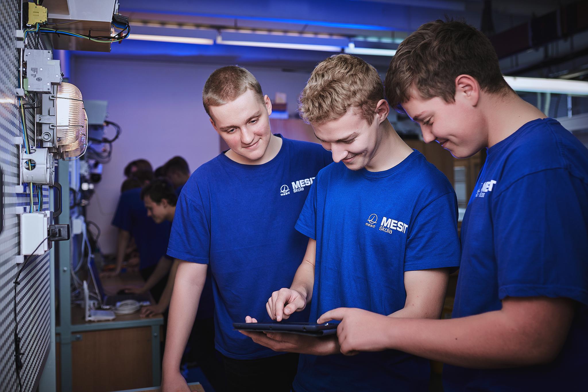 MESIT střední škola, o.p.s. foto 6