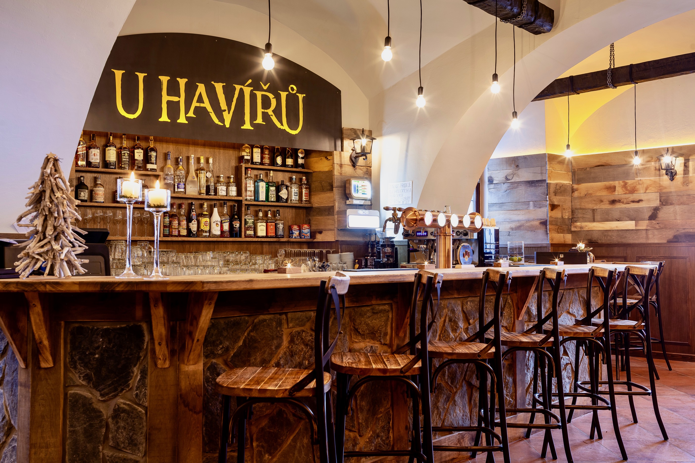 RESTAURACE A MUSIC BAR U HAVÍŘŮ