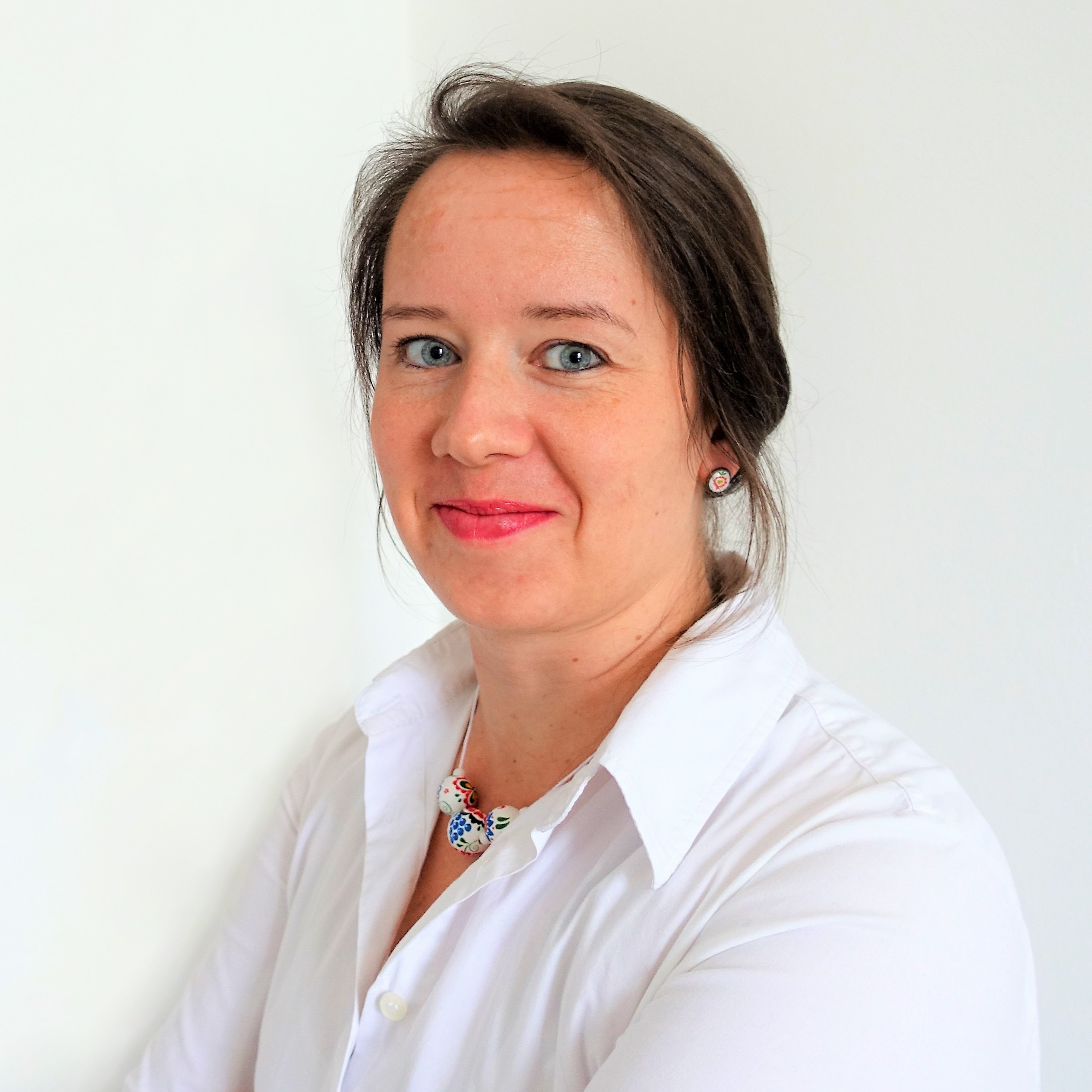 Mgr. Bc. Veronika Cenková - Soudní překladatelka foto 2