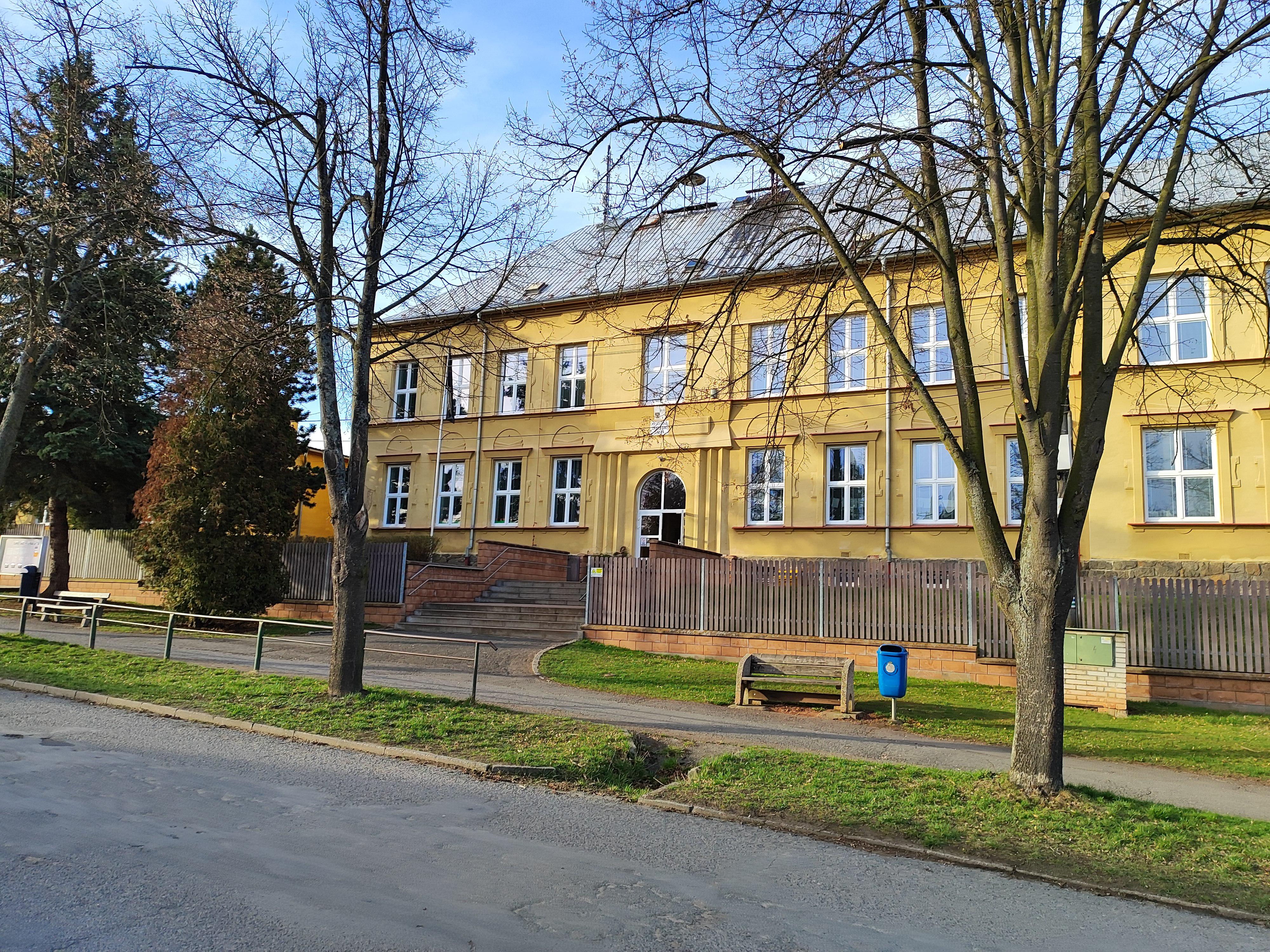 Masarykova ZŠ a MŠ v Žihli foto 3