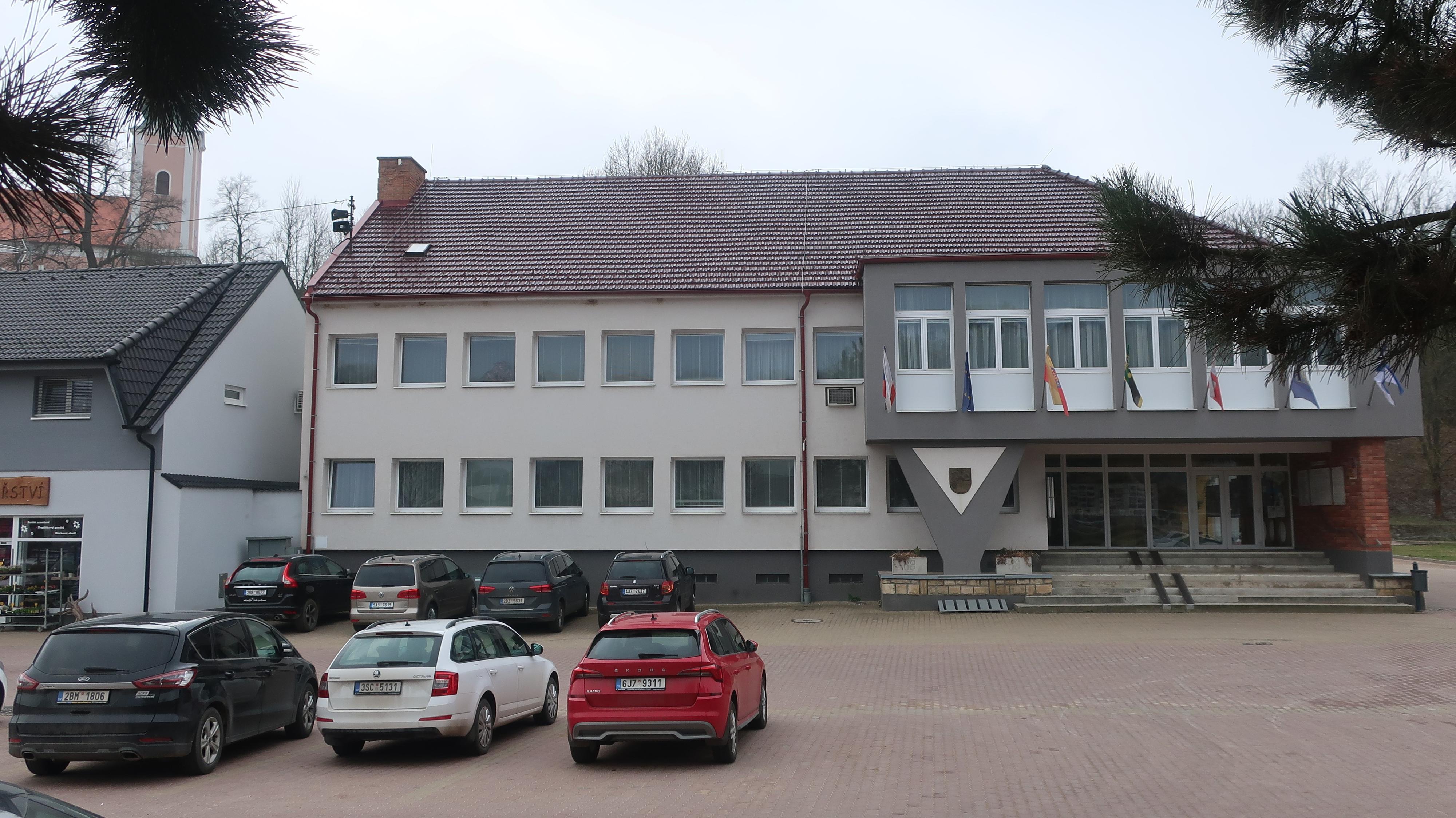 Oslavany - městský úřad foto 4