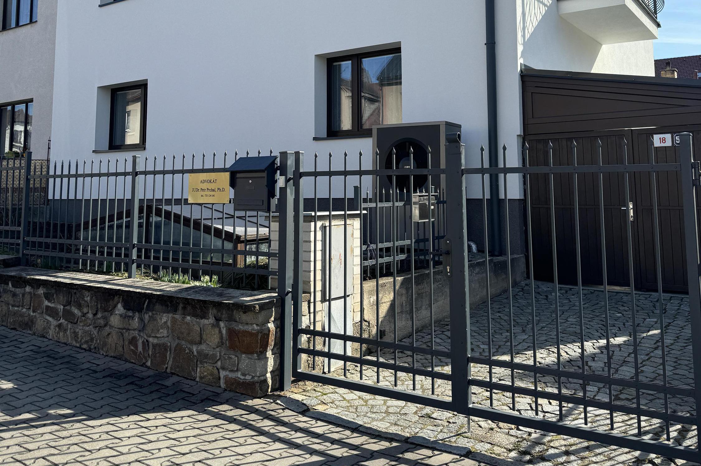 JUDr. Petr Prchal, Ph.D. - Advokátní kancelář