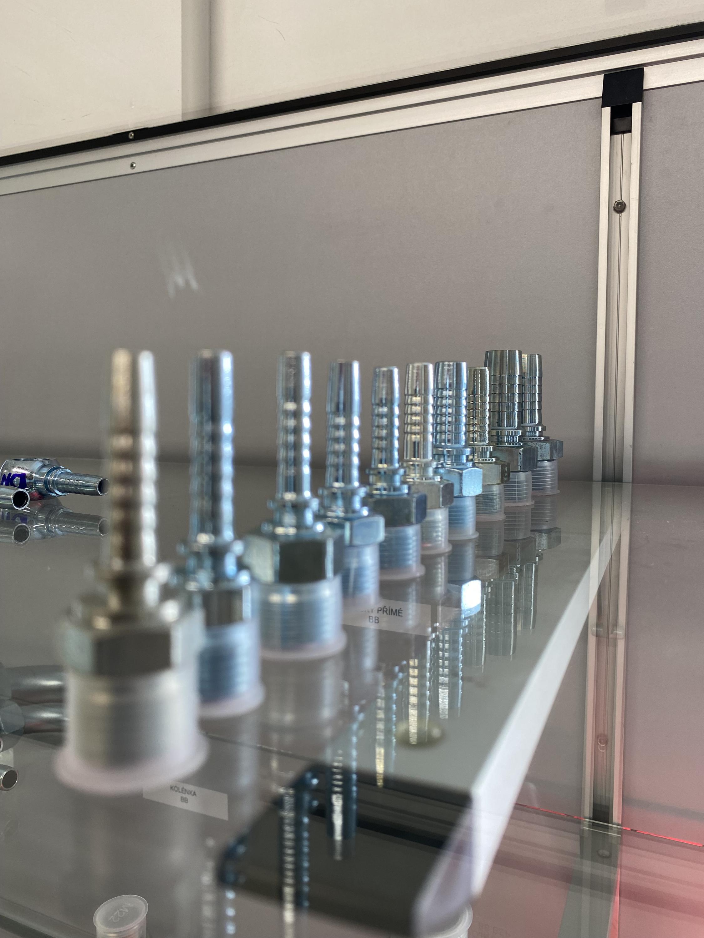 HYTU - hydraulika a pneumatika foto 2