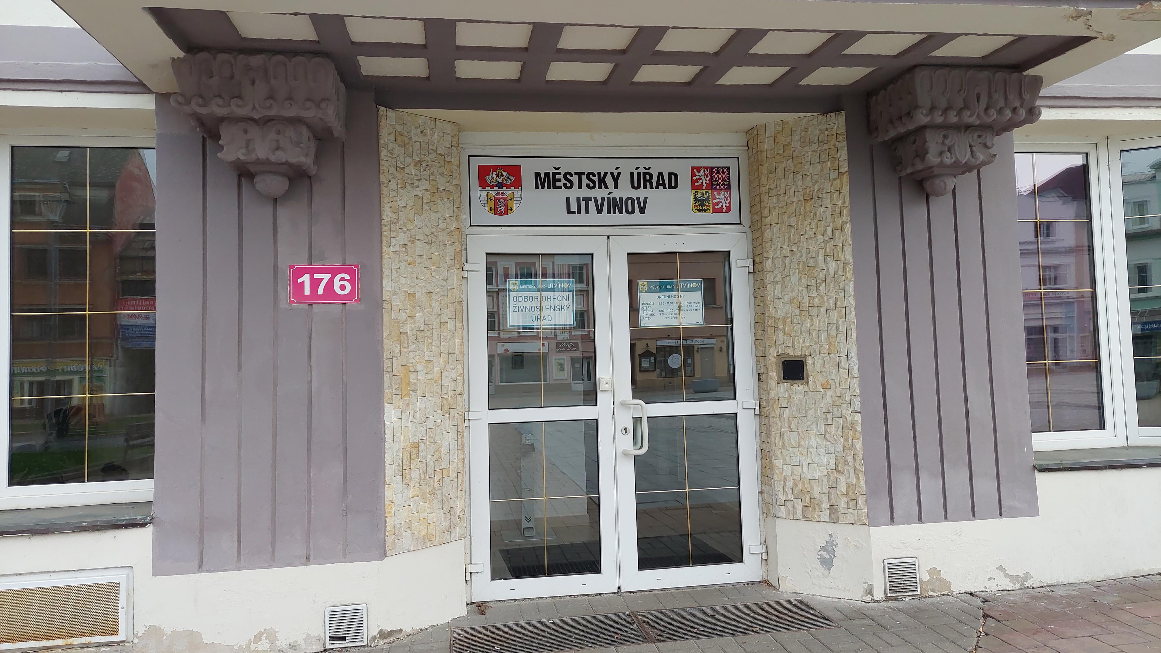 Městský úřad Litvínov - Živnostenský úřad foto 3