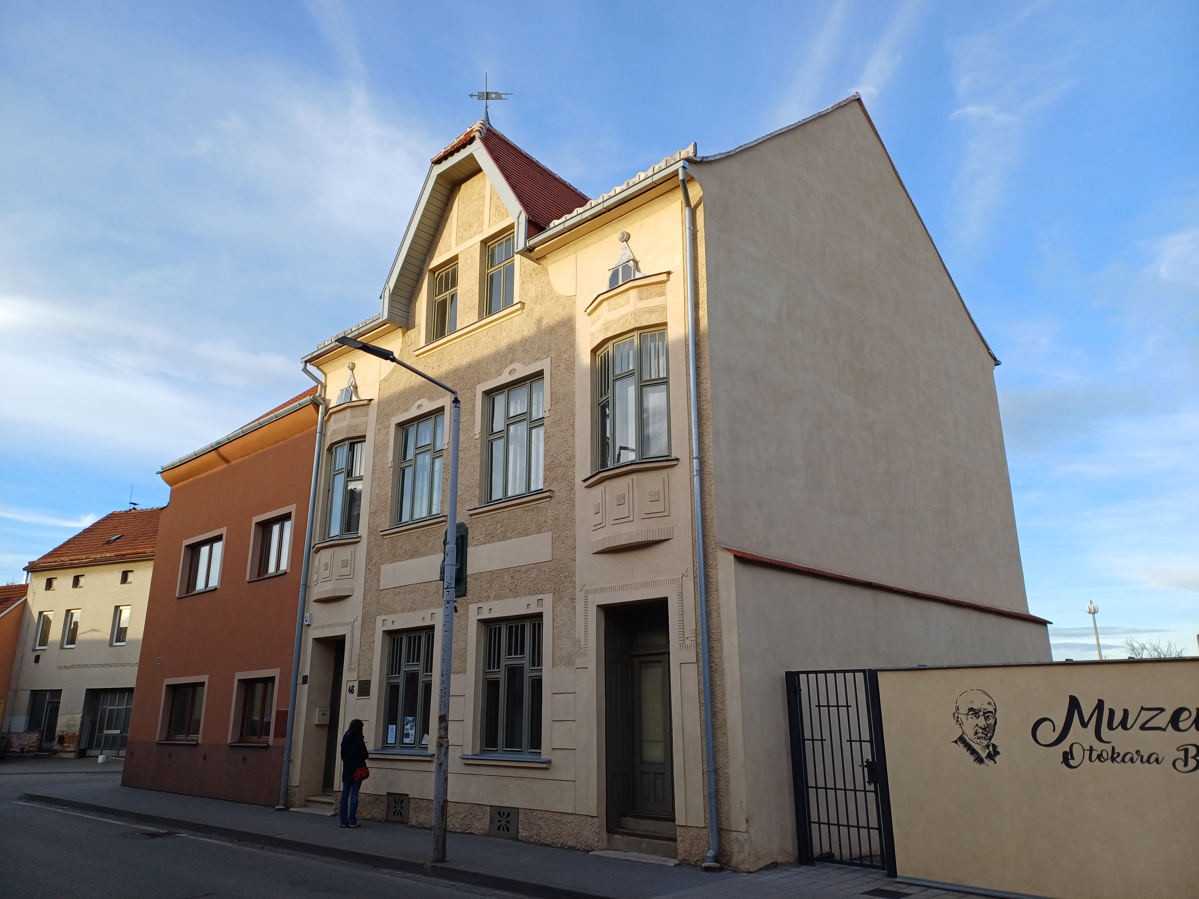 Muzeum Otokara Březiny - studijní knihovna foto 2
