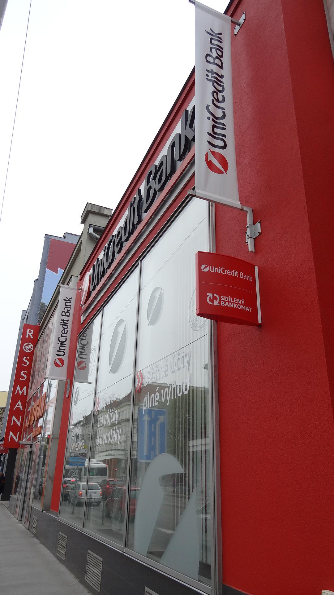 UniCredit Bank Czech Republic and Slovakia, a.s. foto 3