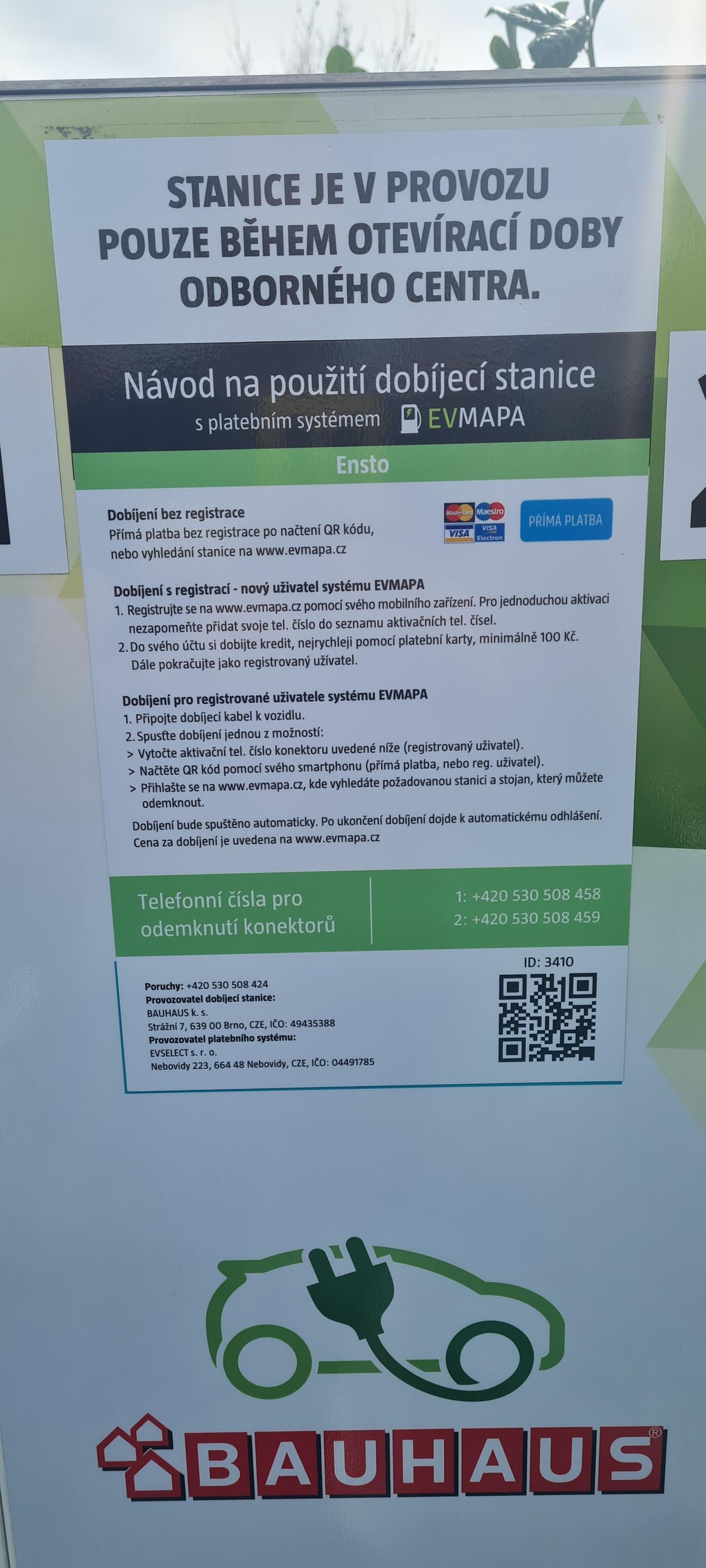 BAUHAUS – nabíjecí stanice foto 2