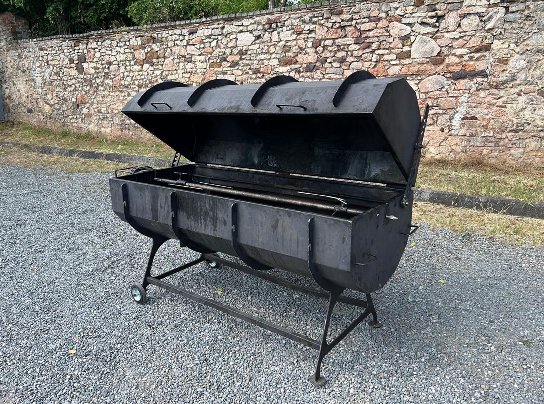 Pronájem zahradního grilu G55/1900