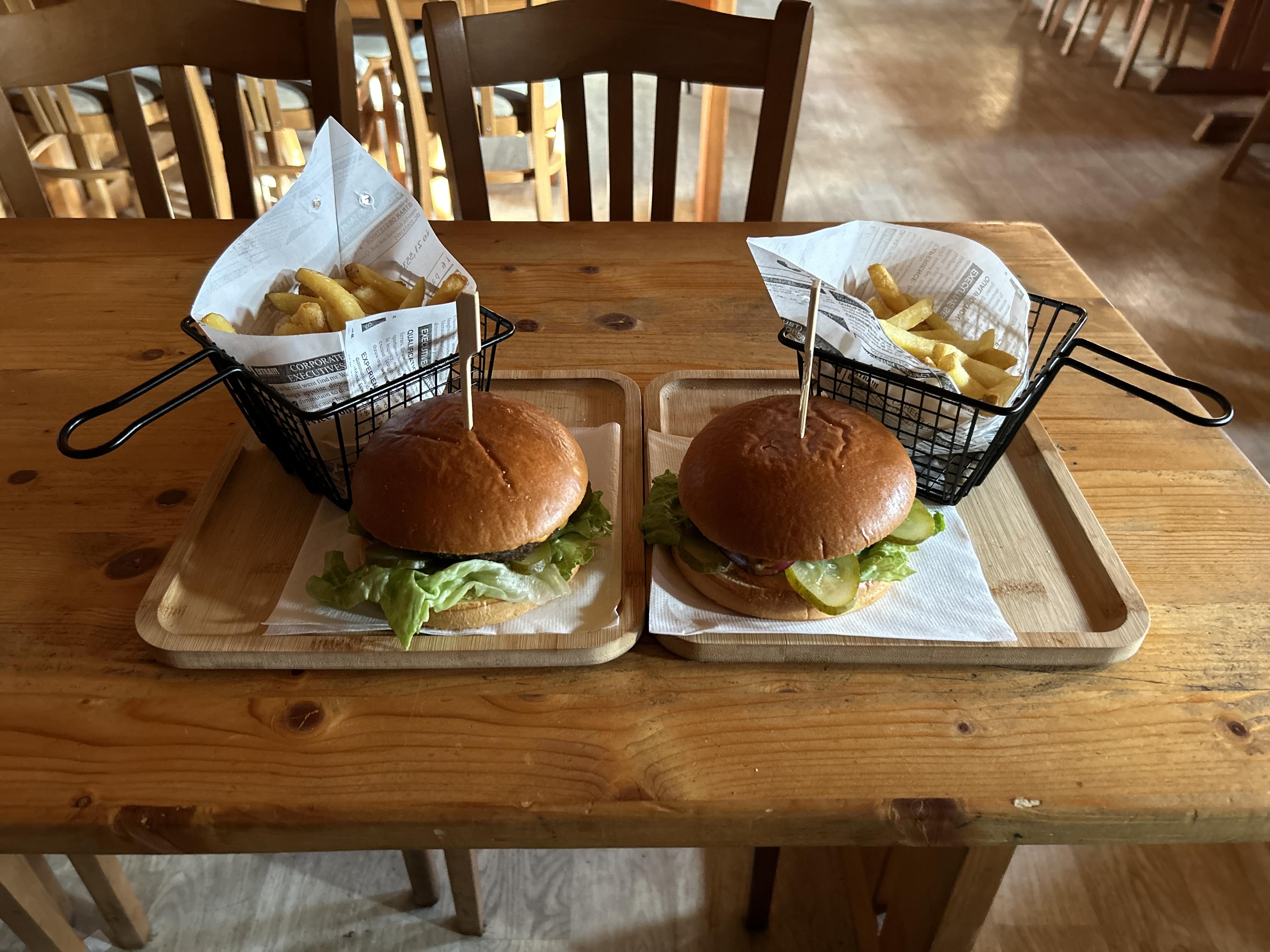 Kamina Boat Music klub foto 2