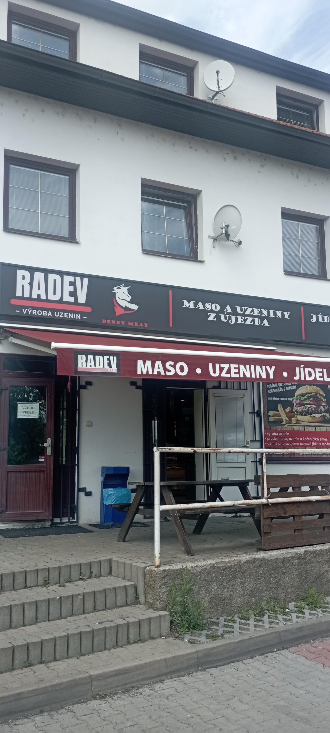 Jídelna Radev foto 2