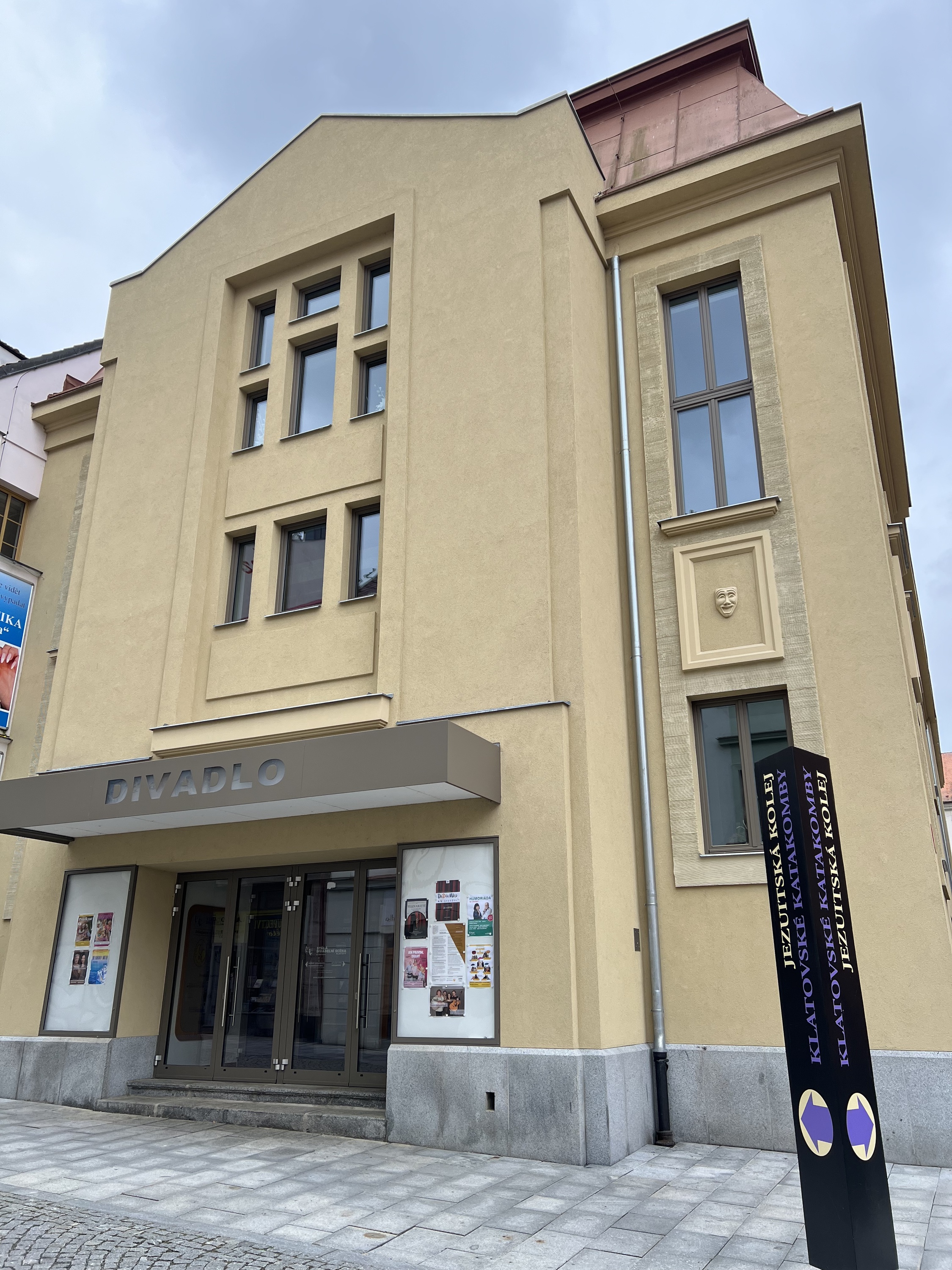 STÁLÁ DIVADELNÍ SCÉNA KLATOVY foto 4