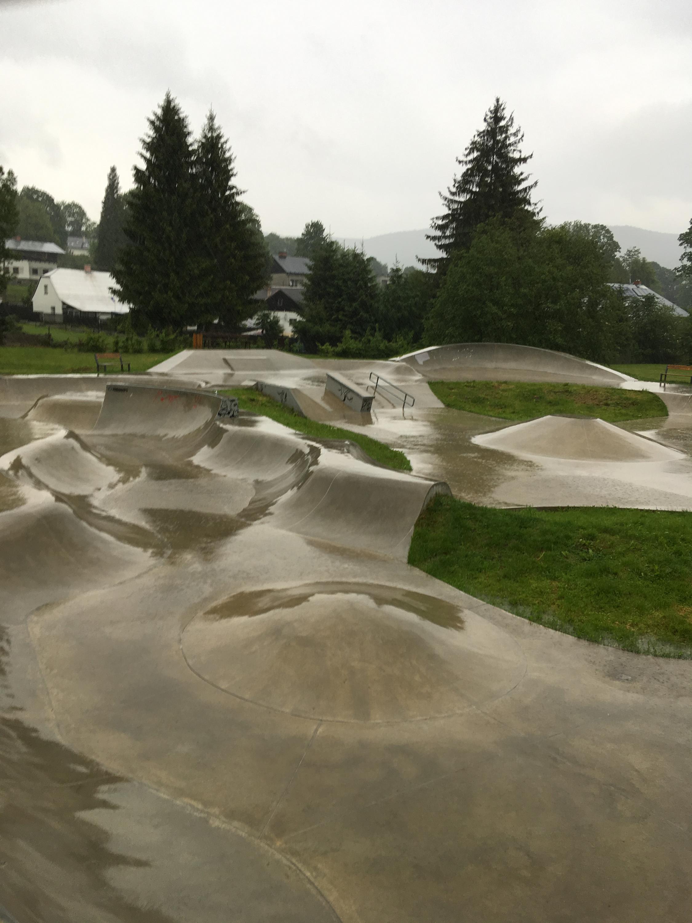 Skatepark Vrbno pod Pradědem foto 5