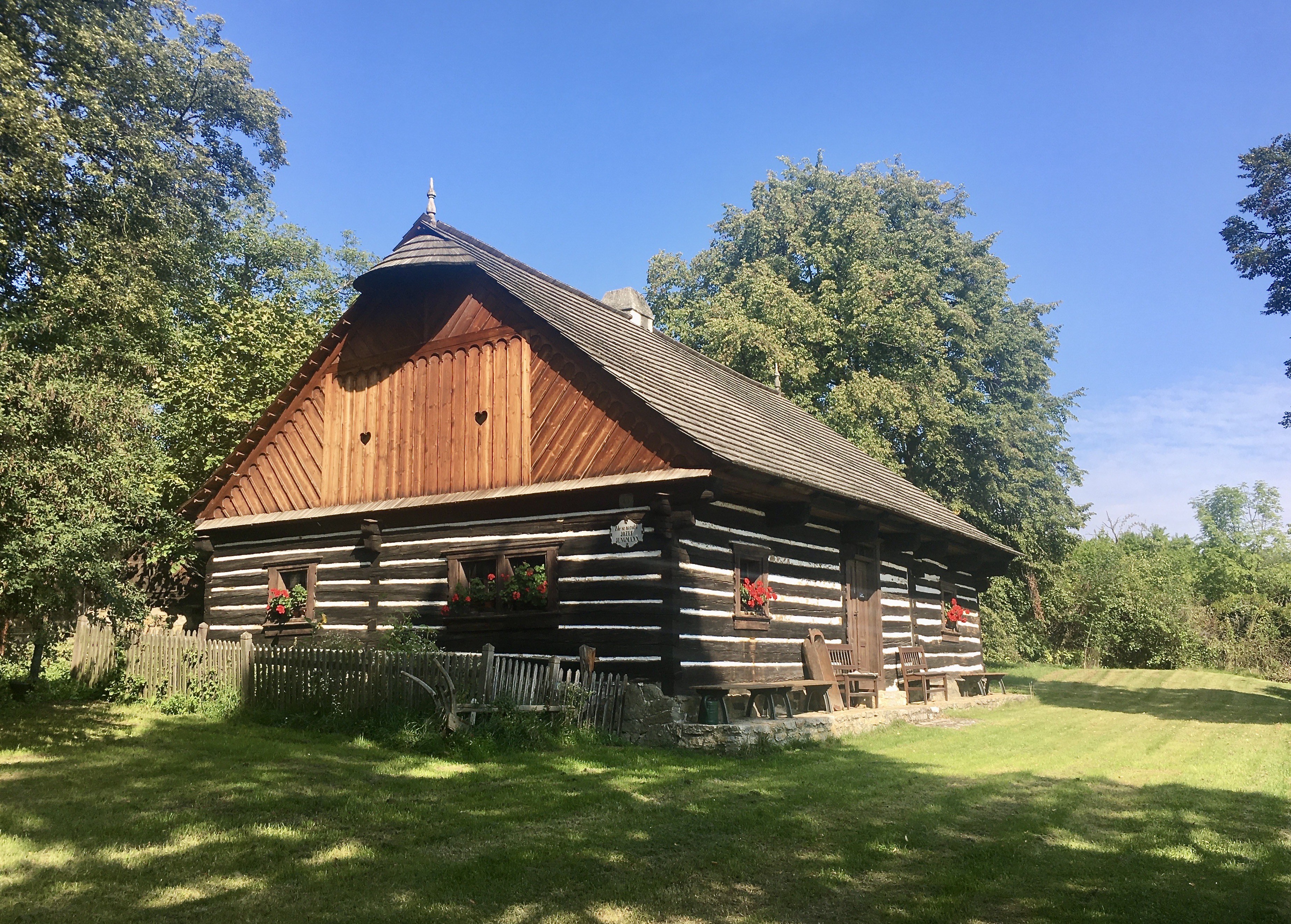 Památník Josefa Jungmanna foto 4