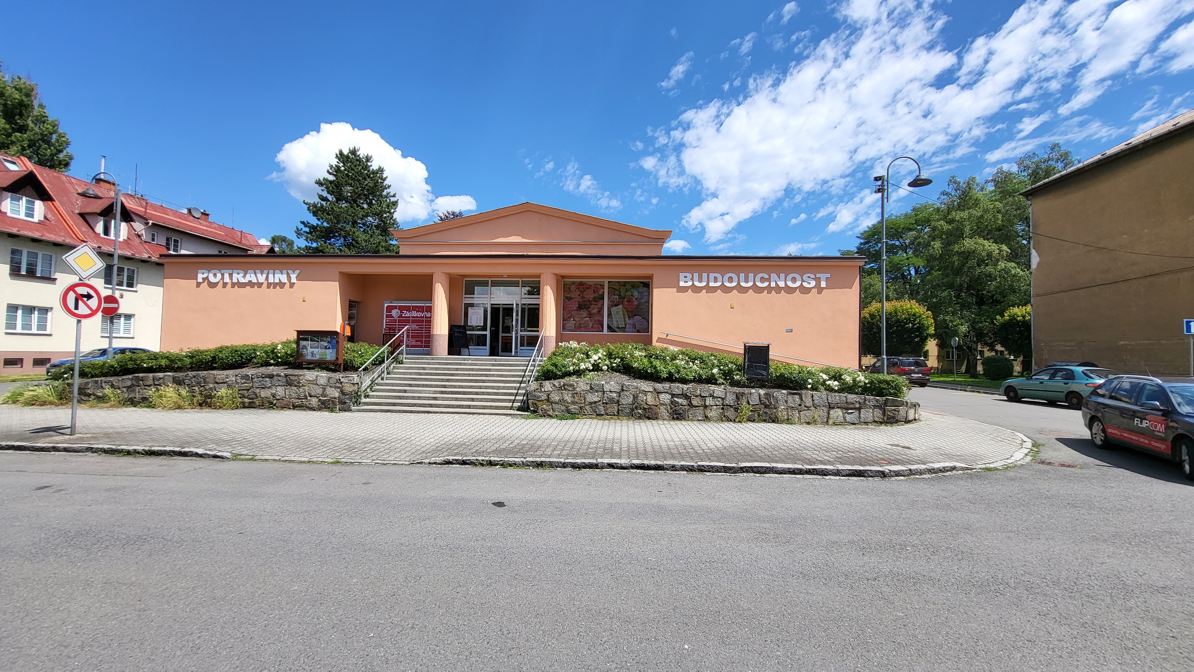 BUDOUCNOST, spotřební družstvo v Ostravě foto 2