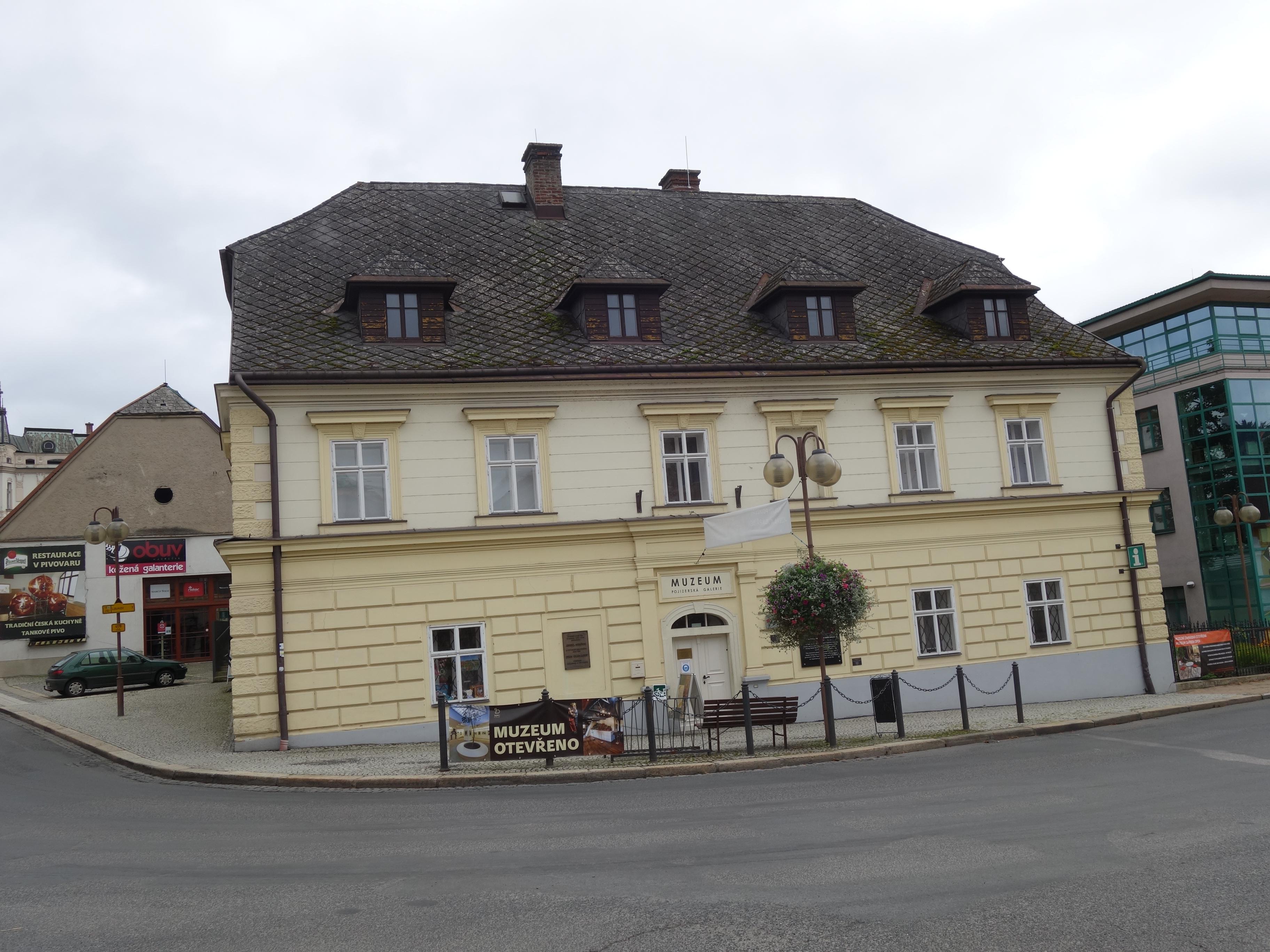 Muzeum a Pojizerská galerie Semily, p. o.
