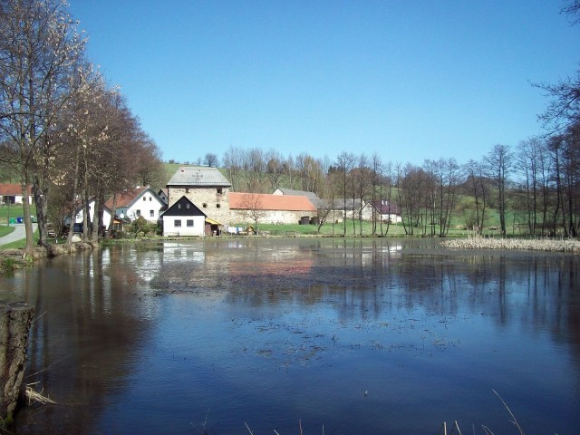 Tvrz Sudkův Důl foto 3
