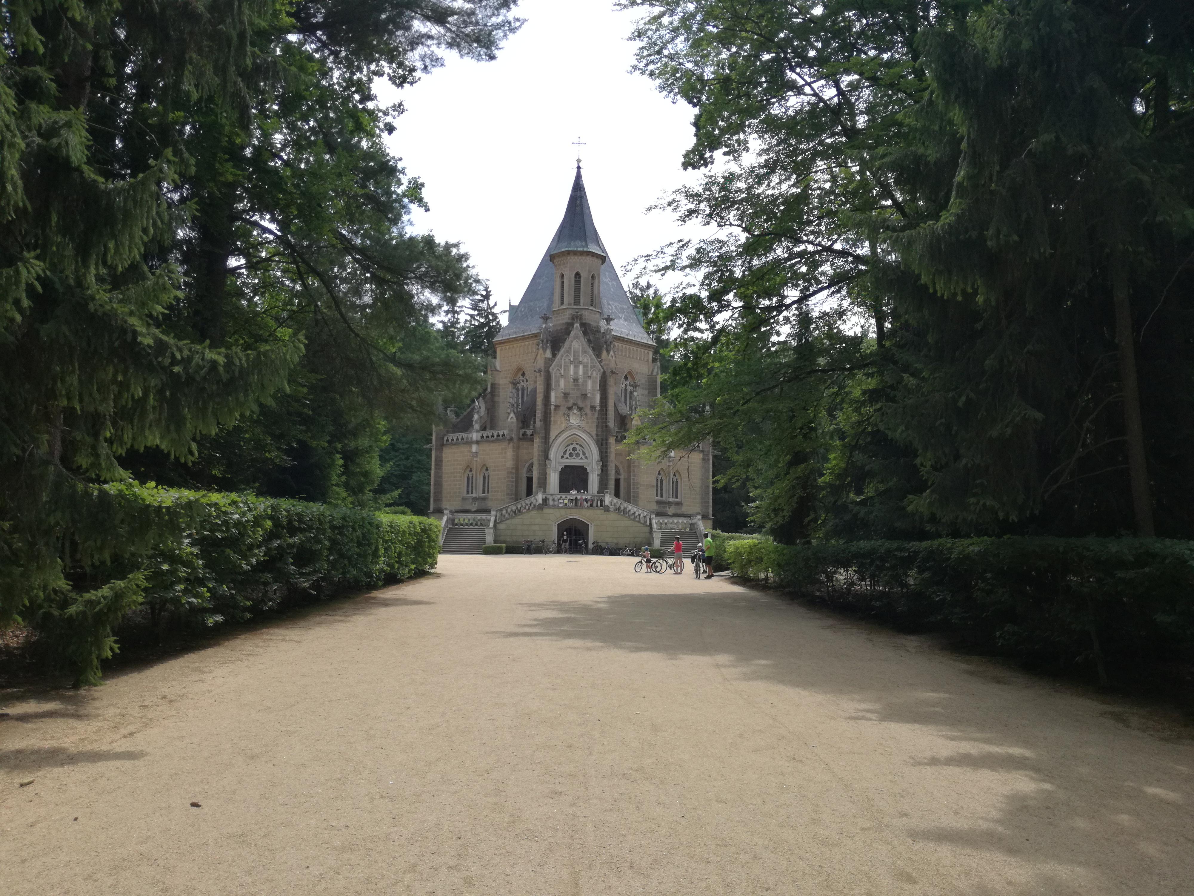 Schwarzenberská hrobka Domanín foto 3