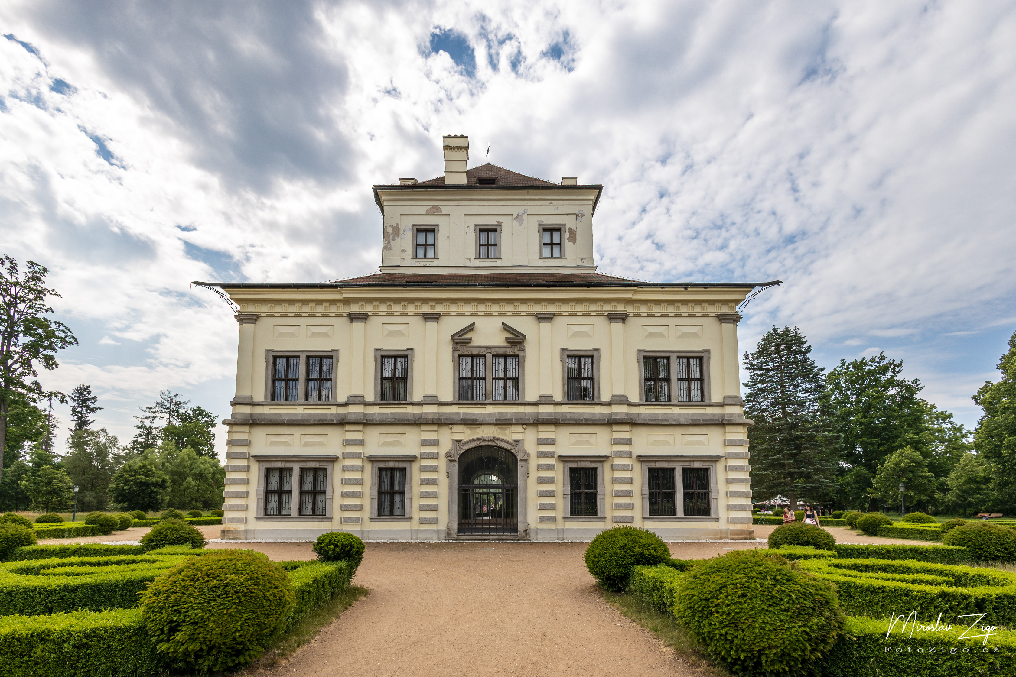 Letohrádek Ostrov foto 4