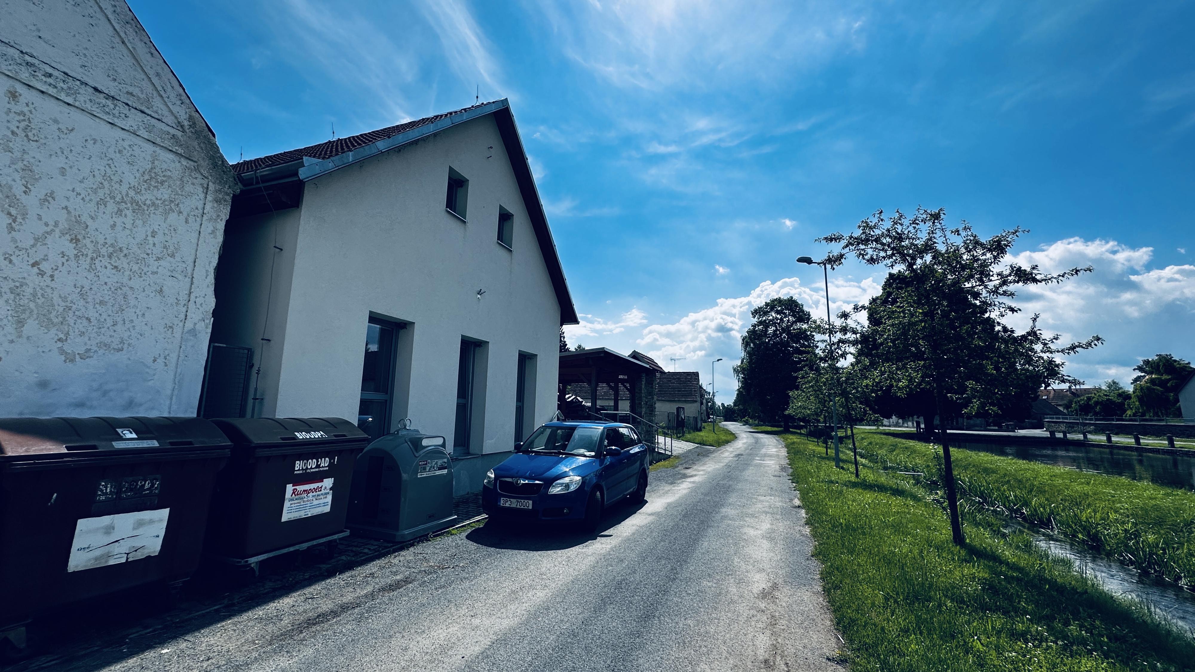 Místní knihovna Lhota Horažďovická foto 4