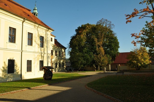 Zámek Mirošov foto 4
