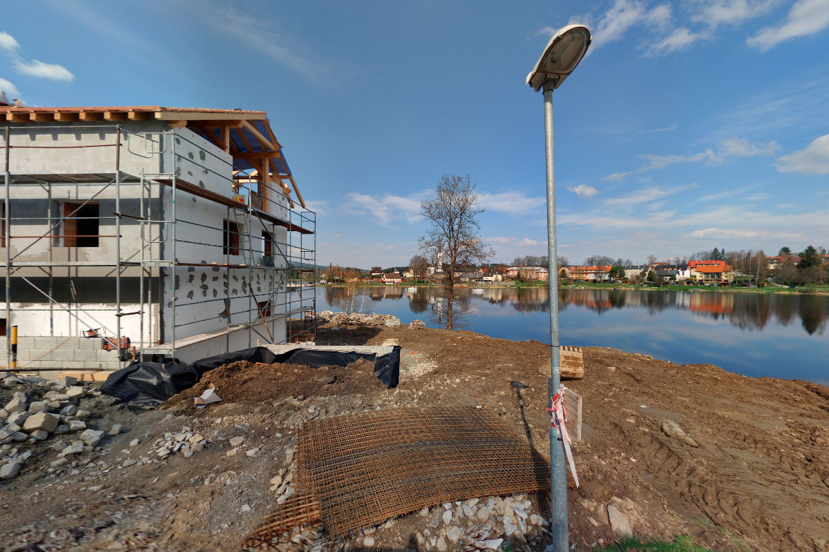 Půjčovna lodí a šlapadel Marina Frymburk