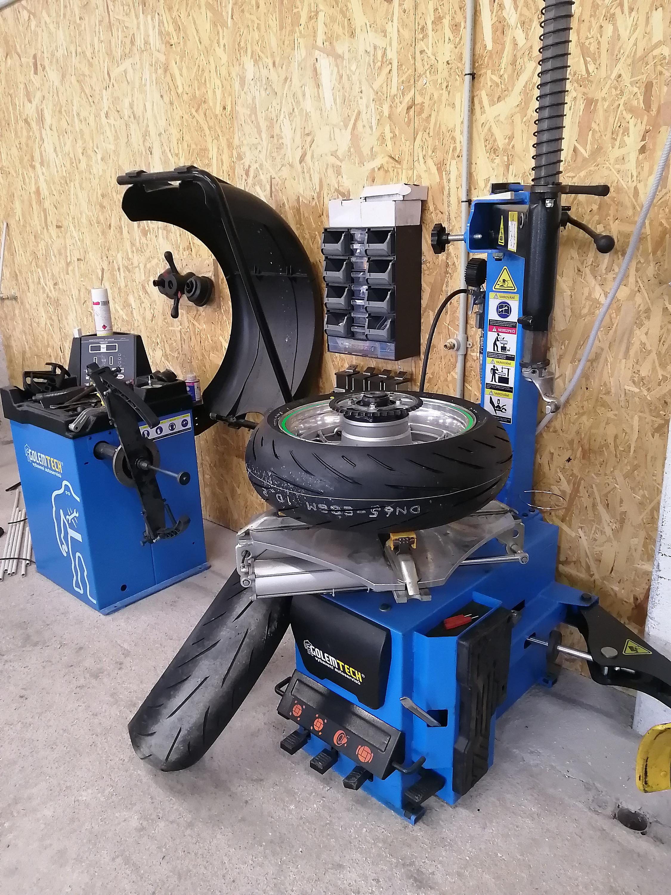 ReichMoto Garage foto 3