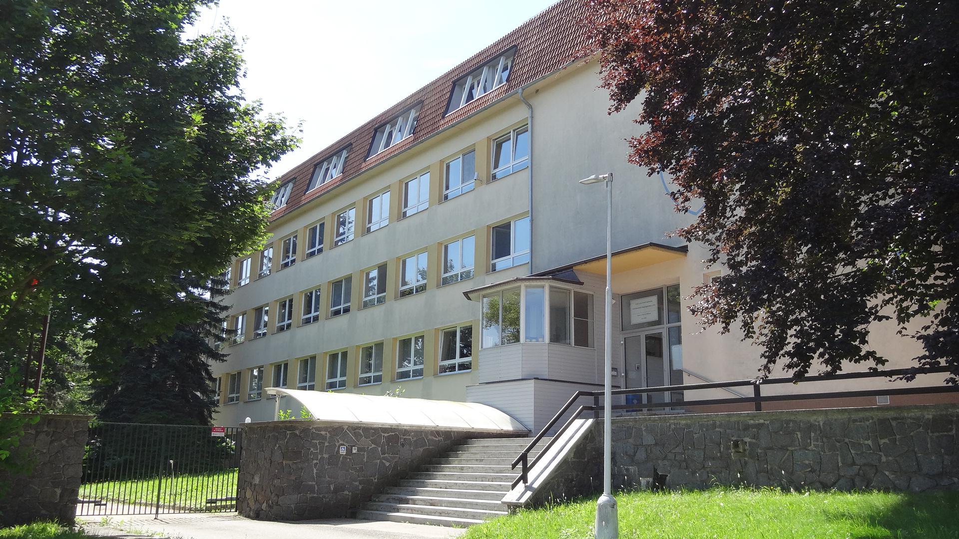 Ústav pro státní kontrolu veterinárních biopreparátů a léčiv foto 3