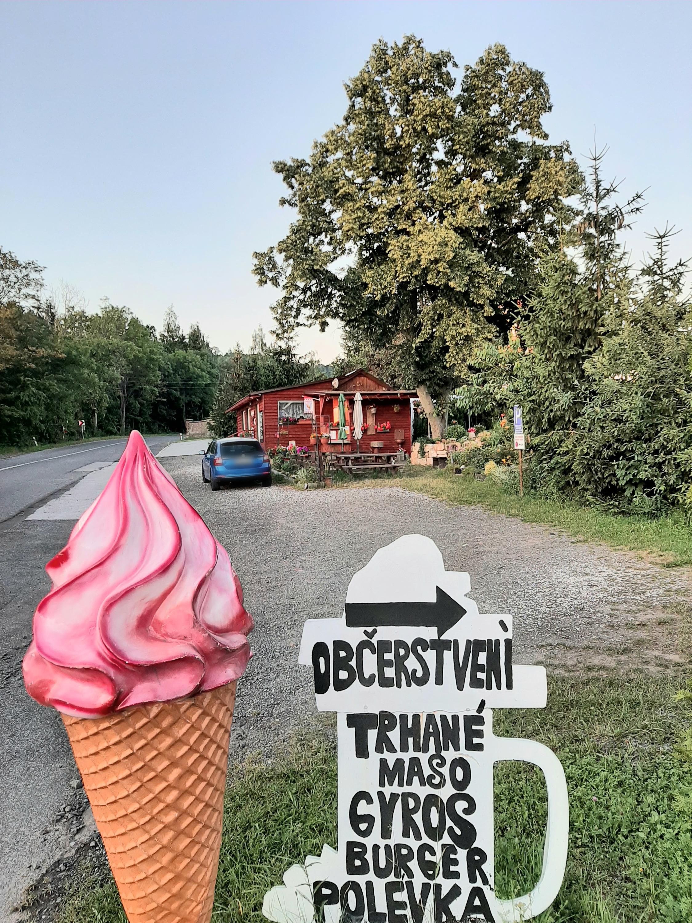 Kiosek U Hřbitova